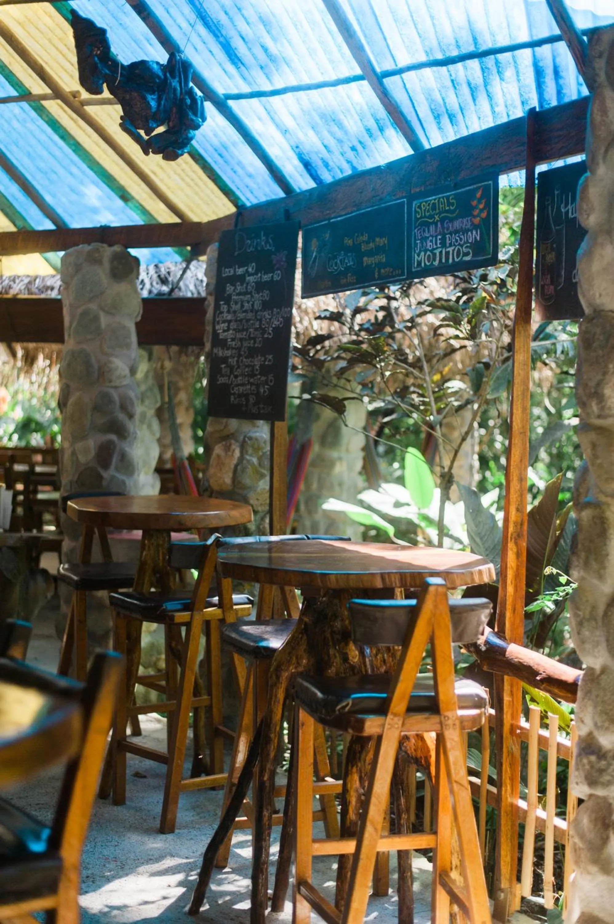 Restaurant/places to eat in Omega Tours Eco-Jungle Lodge