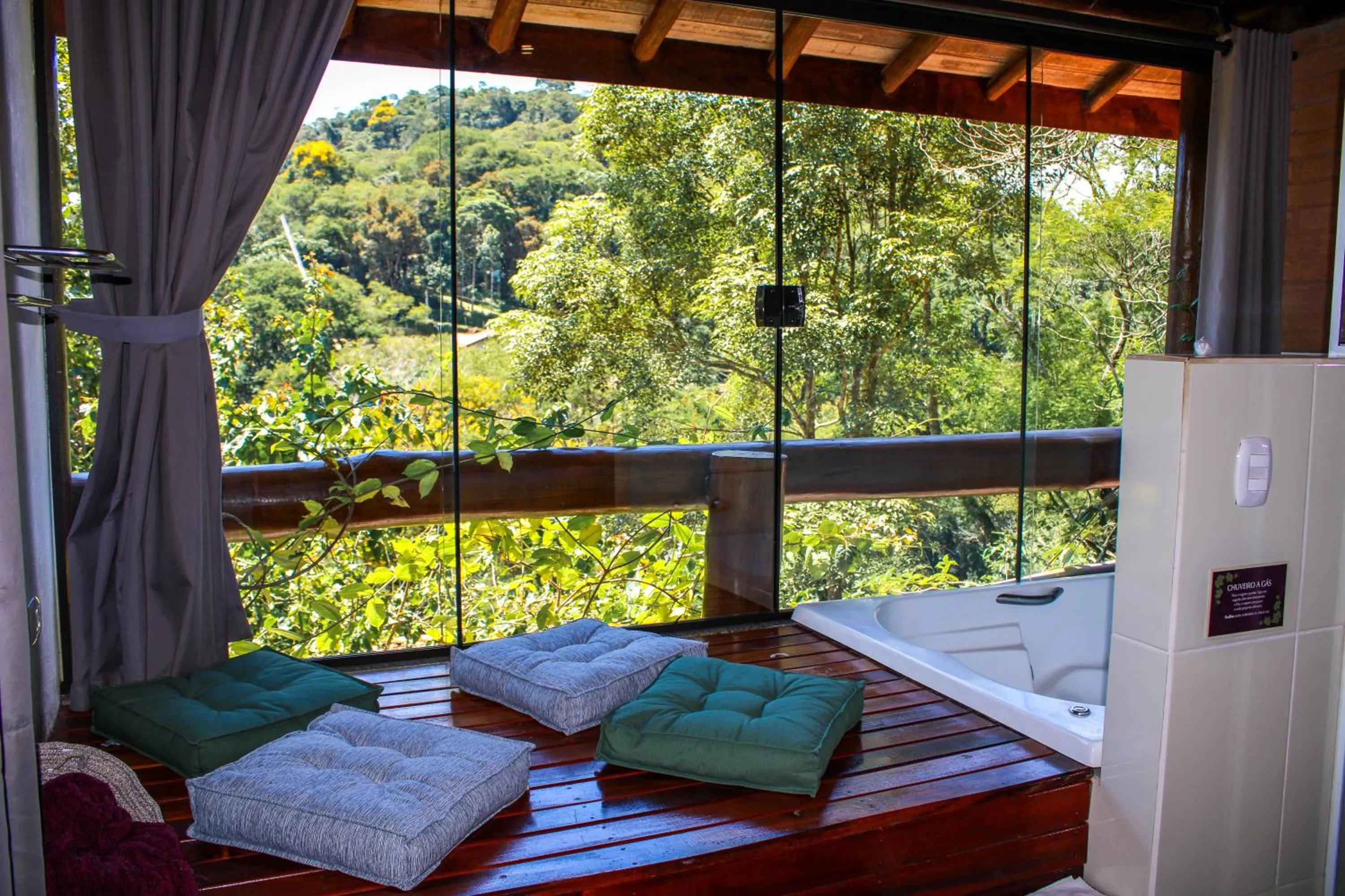 View (from property/room), Bed in Pousada Vinhas do Pinhal