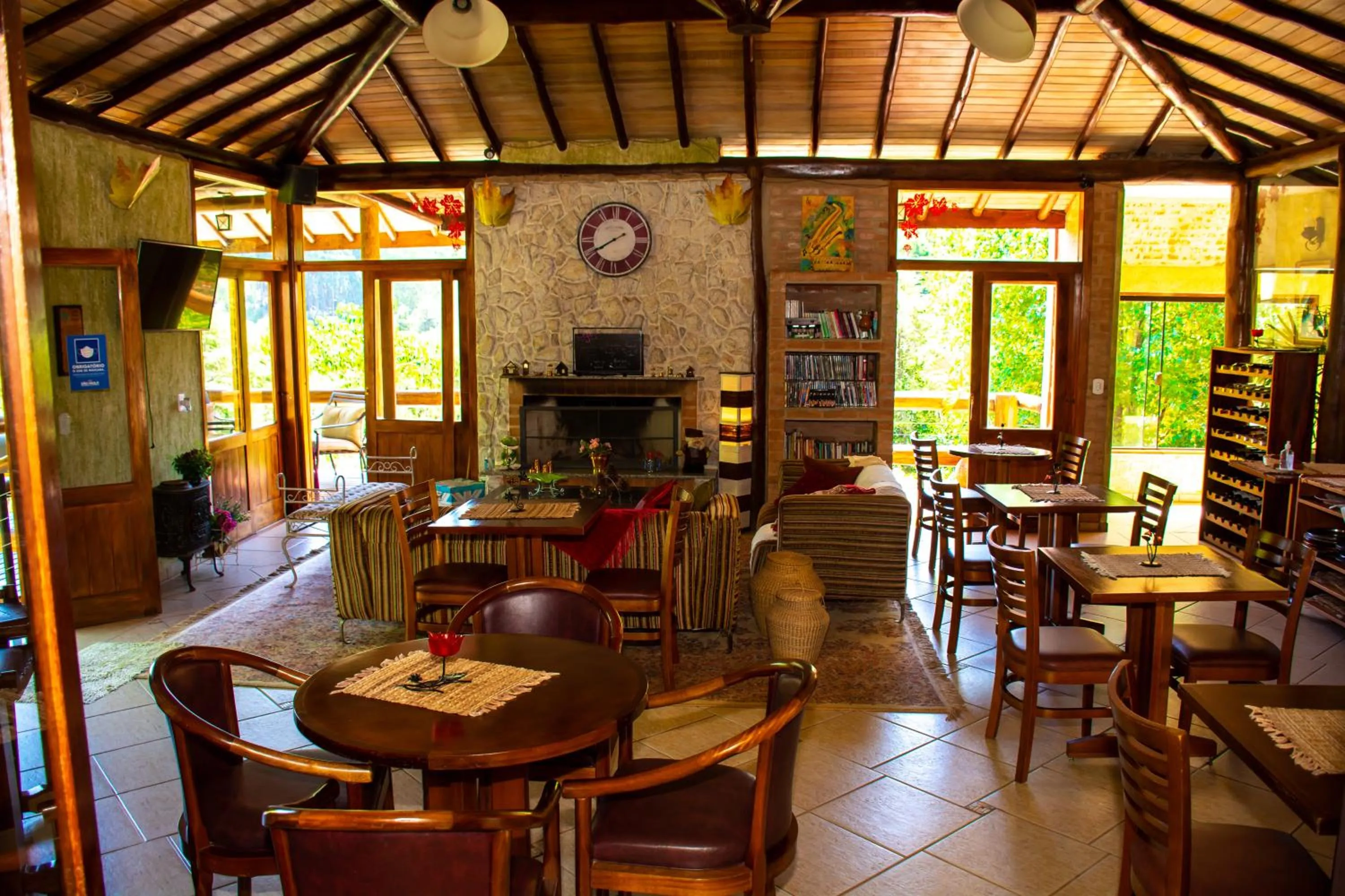 Restaurant/places to eat in Pousada Vinhas do Pinhal