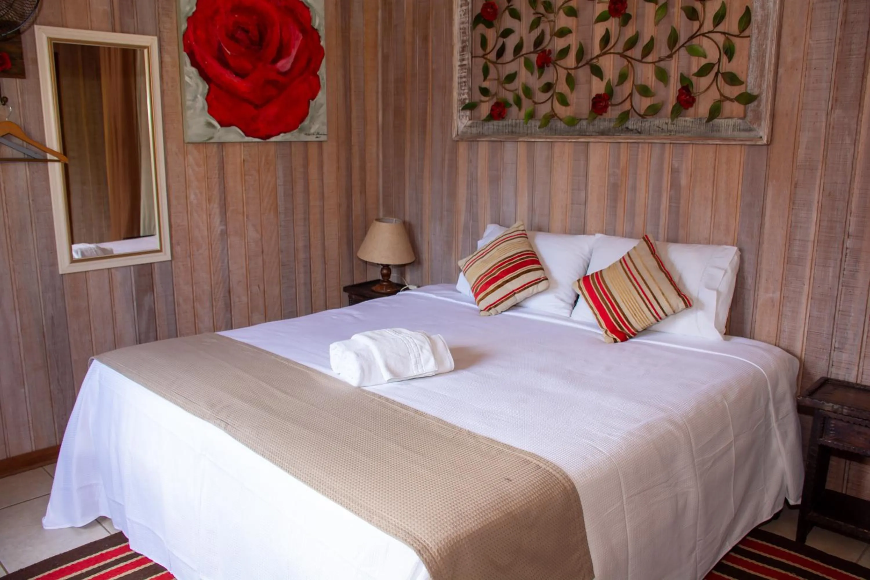 Bedroom, Bed in Pousada Vinhas do Pinhal