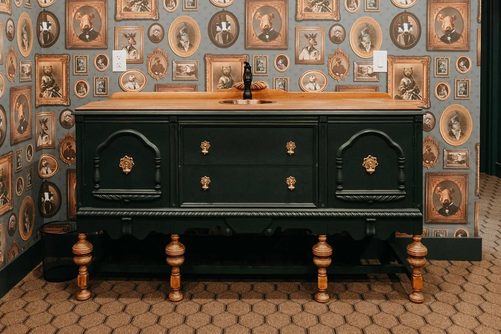 Kitchen or kitchenette in The Grove Hotel