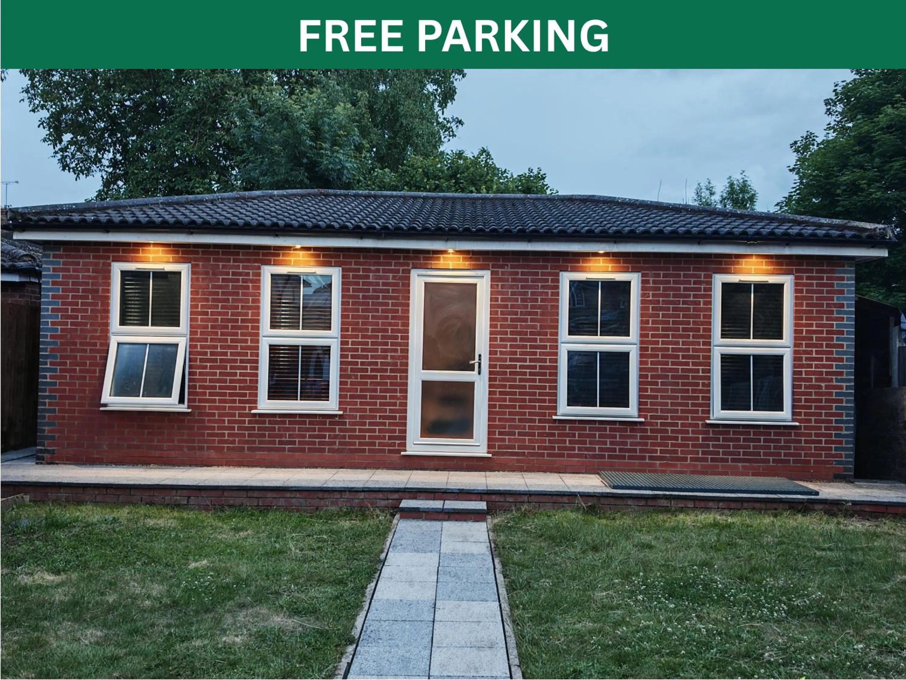 Property building in SnoozeDen Westmead - Windsor Castle & Legoland