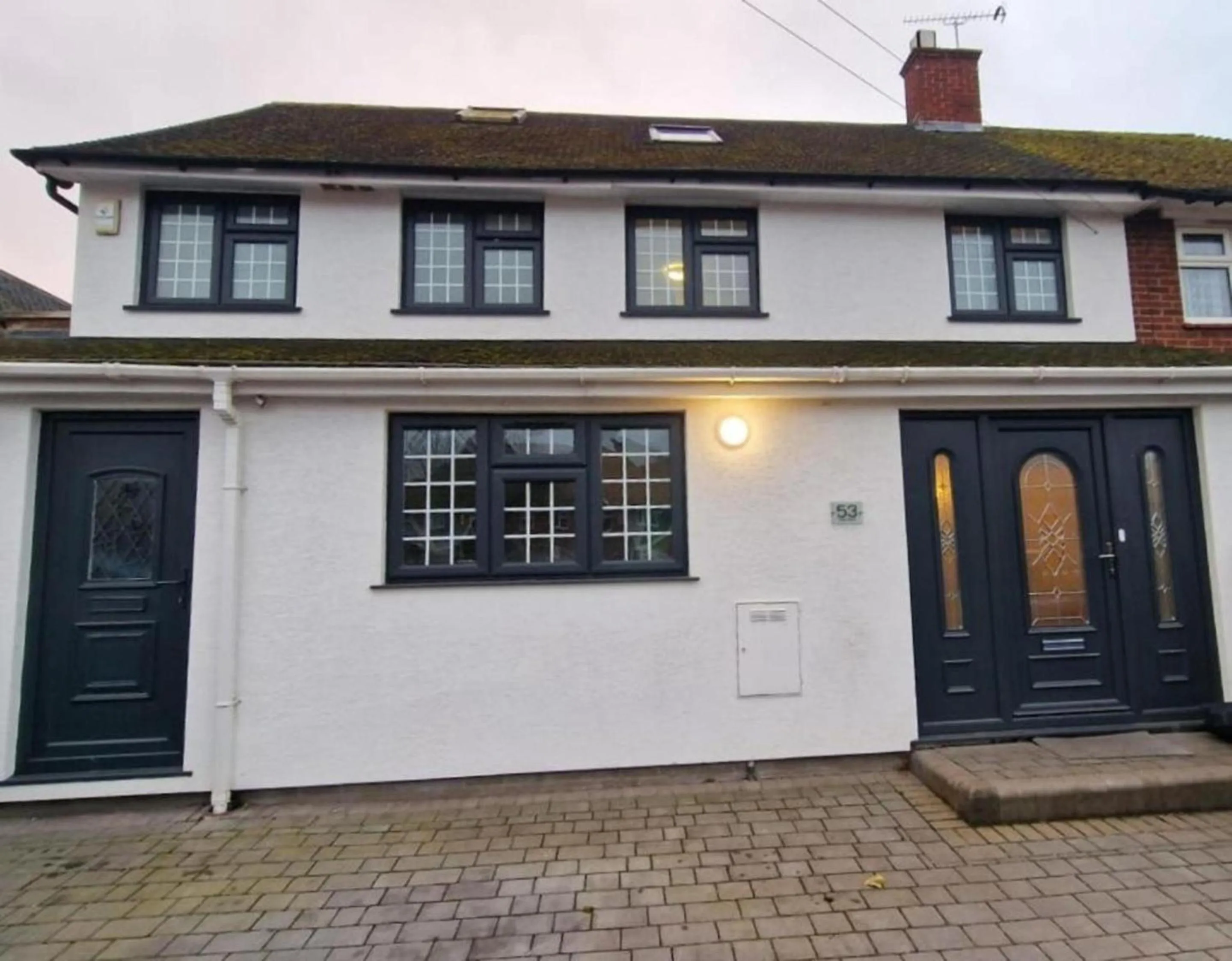 Property building in SnoozeDen Westmead - Windsor Castle & Legoland