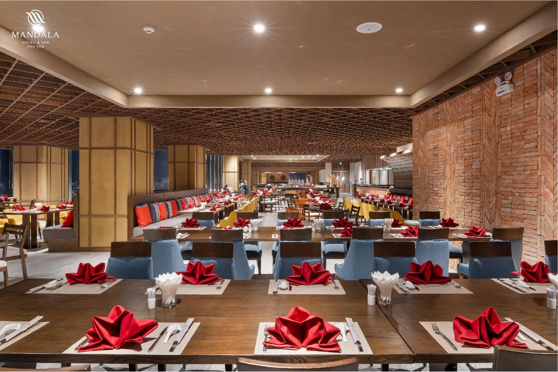 Restaurant/places to eat in M Continental by Mandala Phu Yen - 24hours Stay