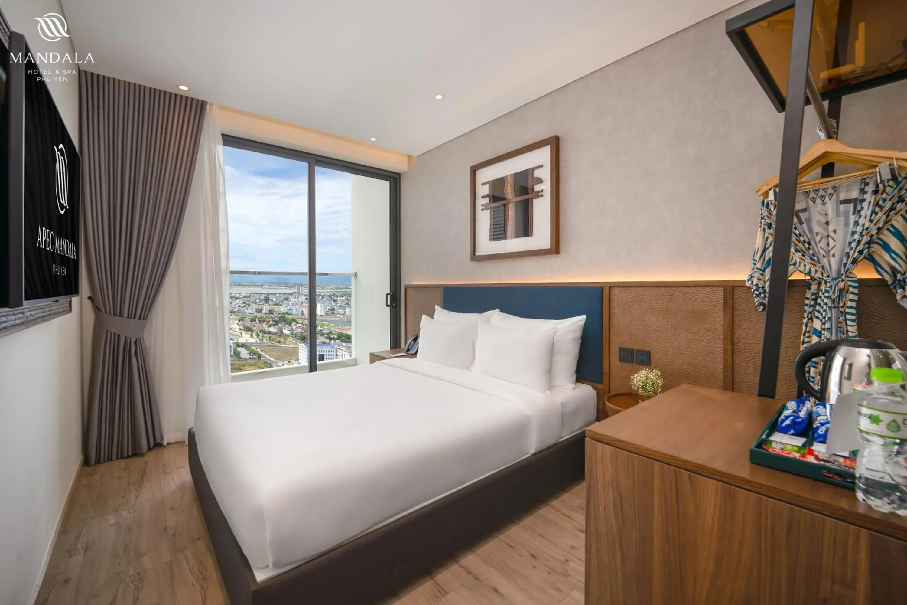 Deluxe Double Room with Sea View in M Continental by Mandala Phu Yen - 24hours Stay Deluxe Double Room with Sea View in M Continental by Mandala Phu Yen - 24hours Stay