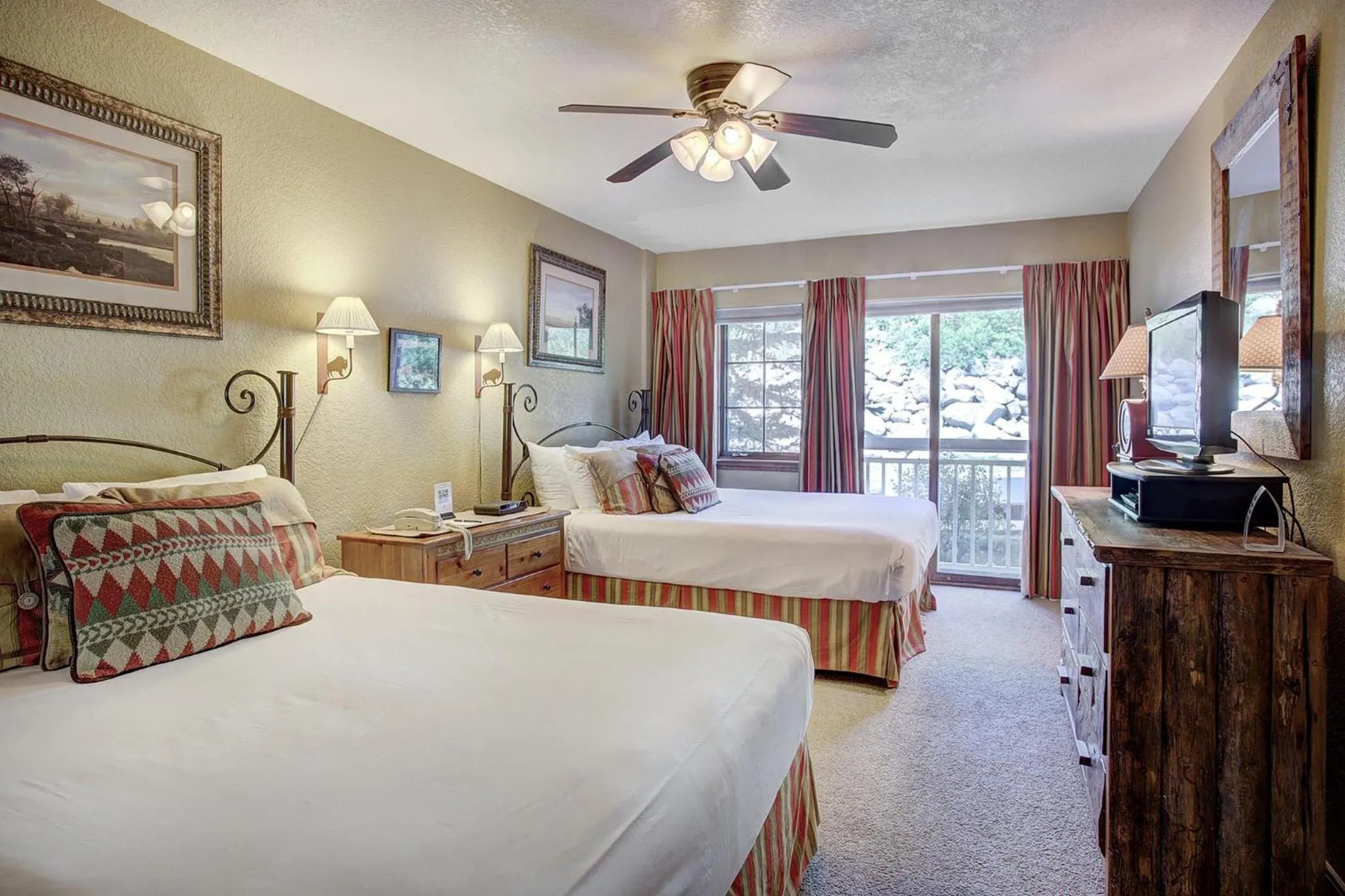 Photo of the whole room, Bed in St. James Place