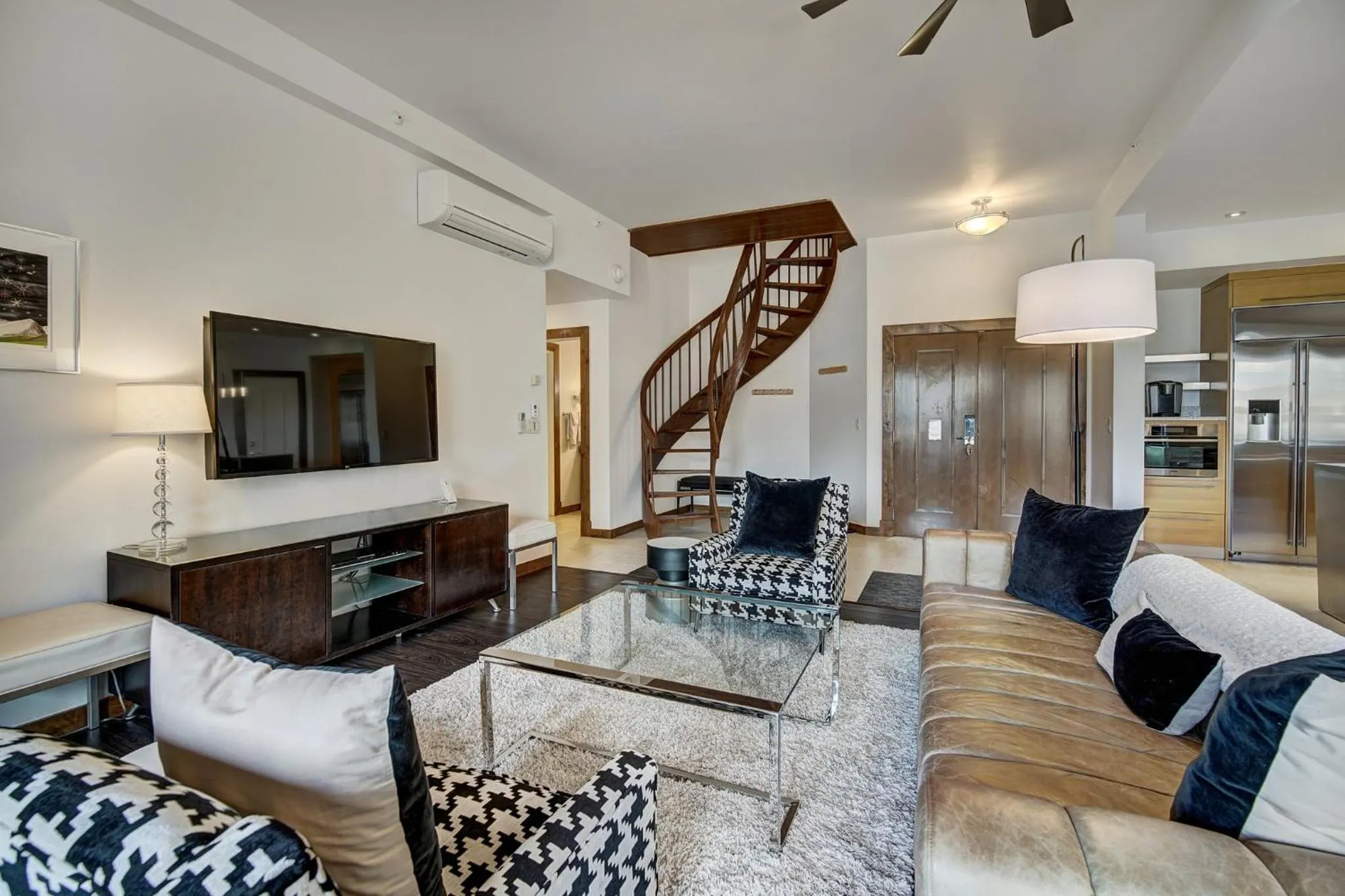 Living room in The Osprey at Beaver Creek, a RockResort