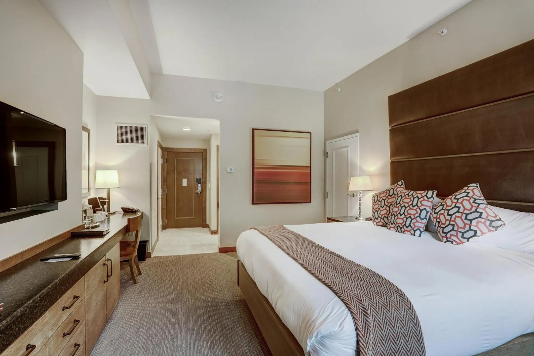 Photo of the whole room, Bed in The Osprey at Beaver Creek, a RockResort