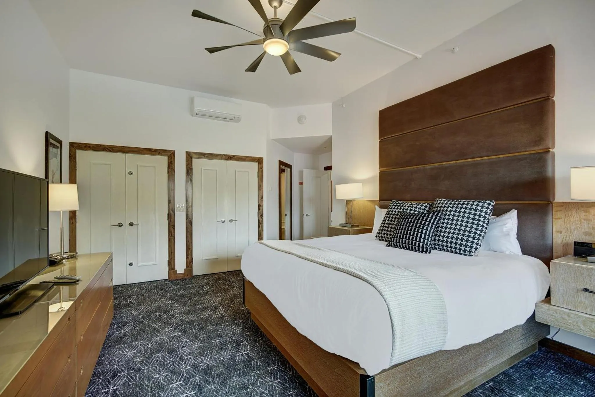 Bedroom, Bed in The Osprey at Beaver Creek, a RockResort