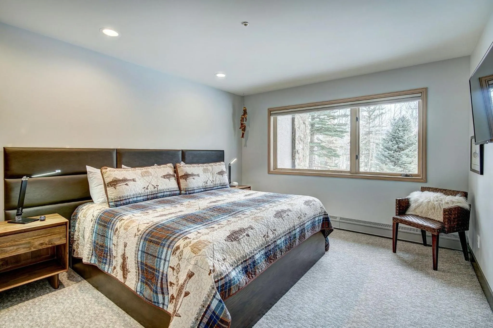 Bedroom, Bed in The Pines Lodge, a RockResort, by Vail Resorts