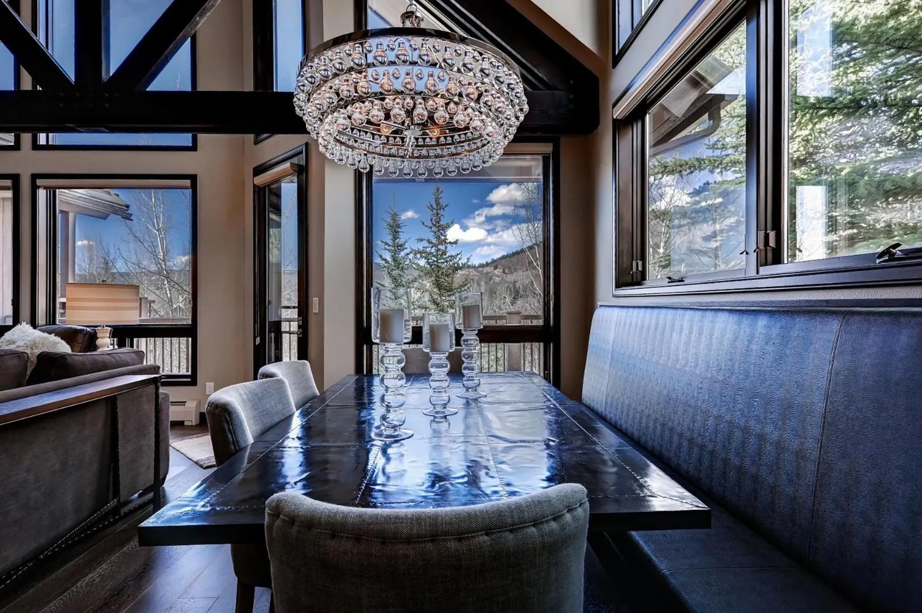 Dining area in The Pines Lodge, a RockResort