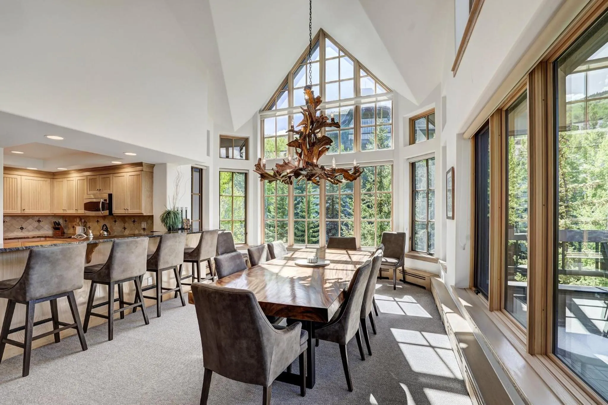 Dining area in The Pines Lodge, a RockResort