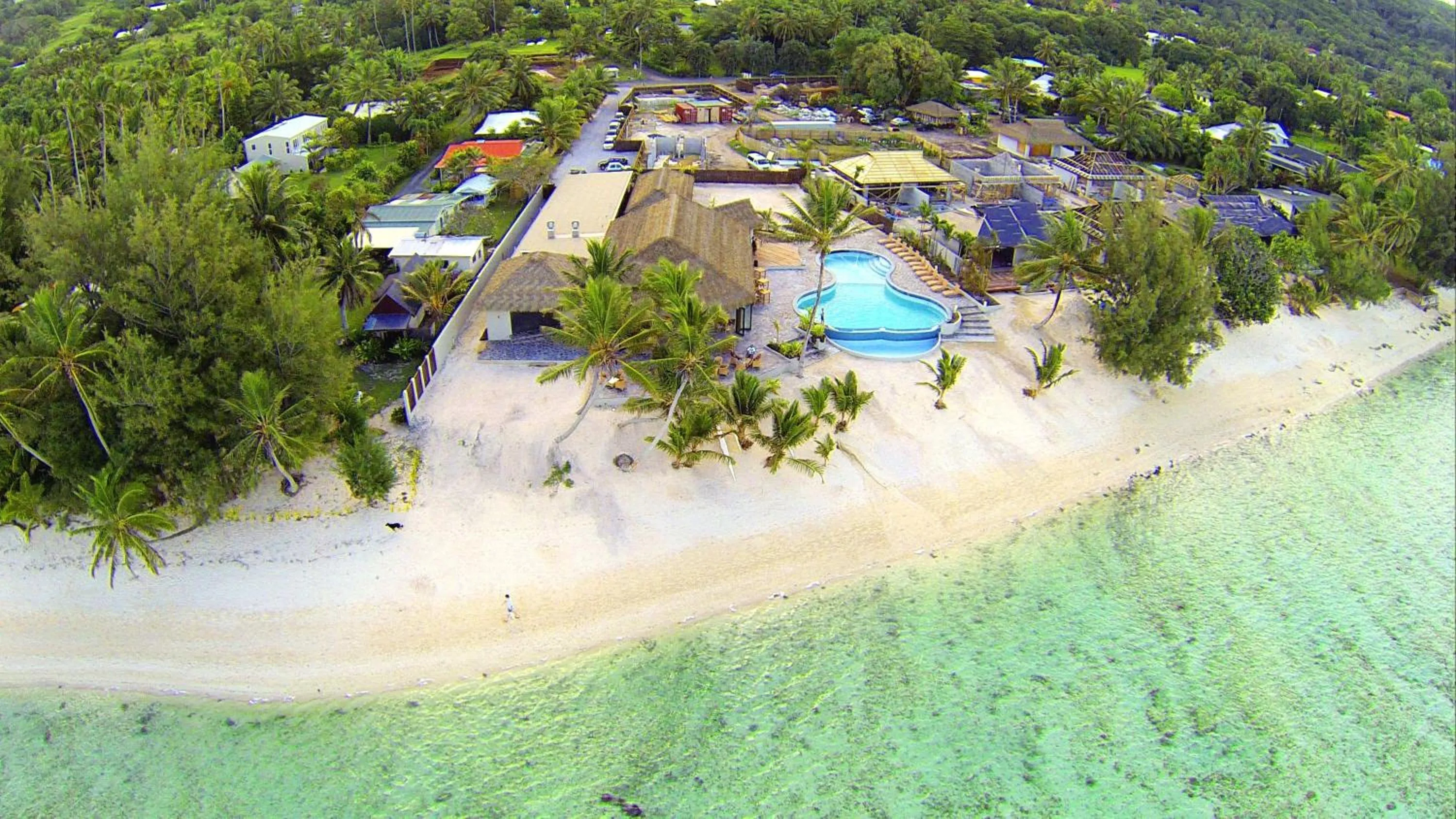 Restaurant/places to eat in Nautilus Resort