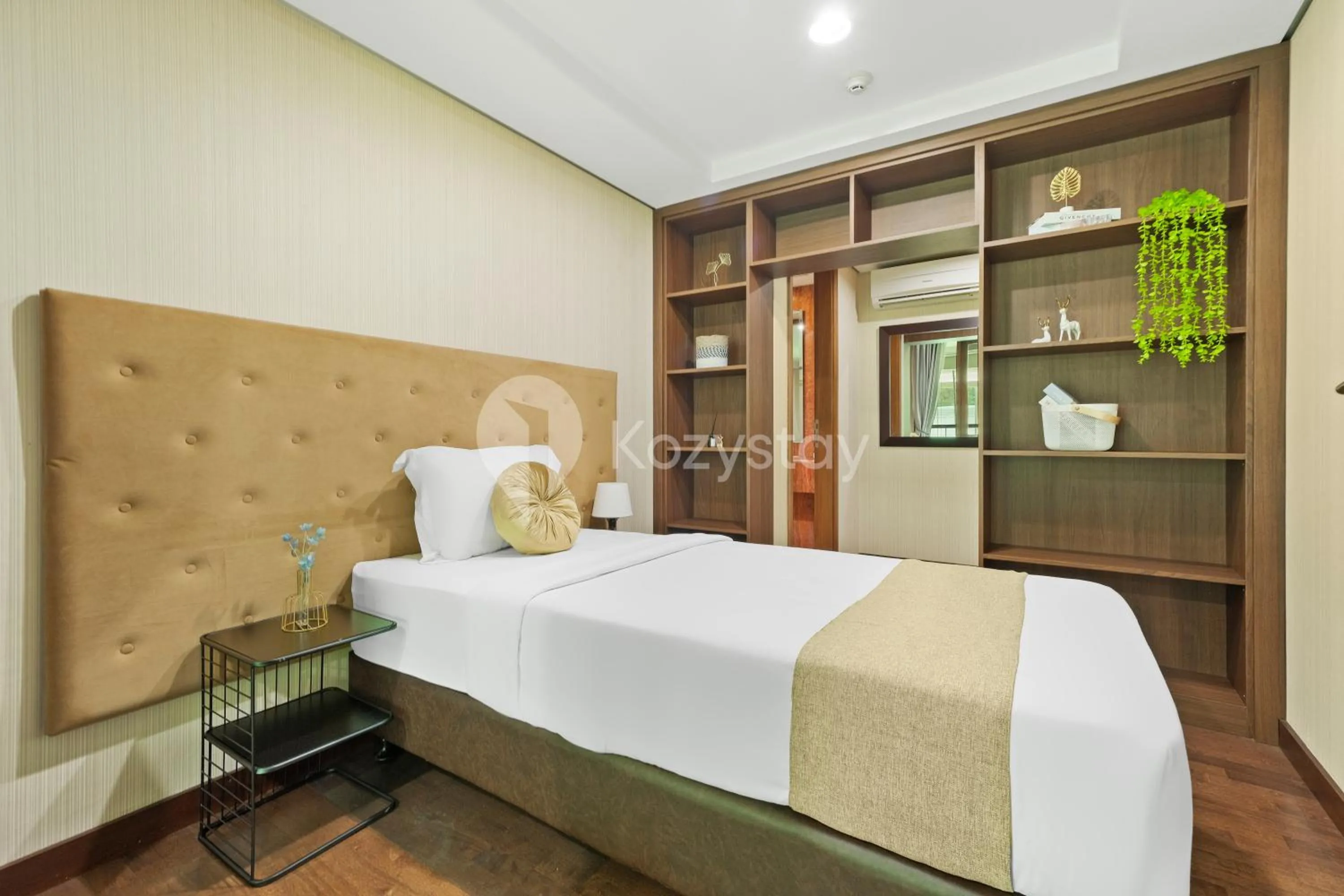 Bedroom in Callisto by Kozystay - Mega Kuningan