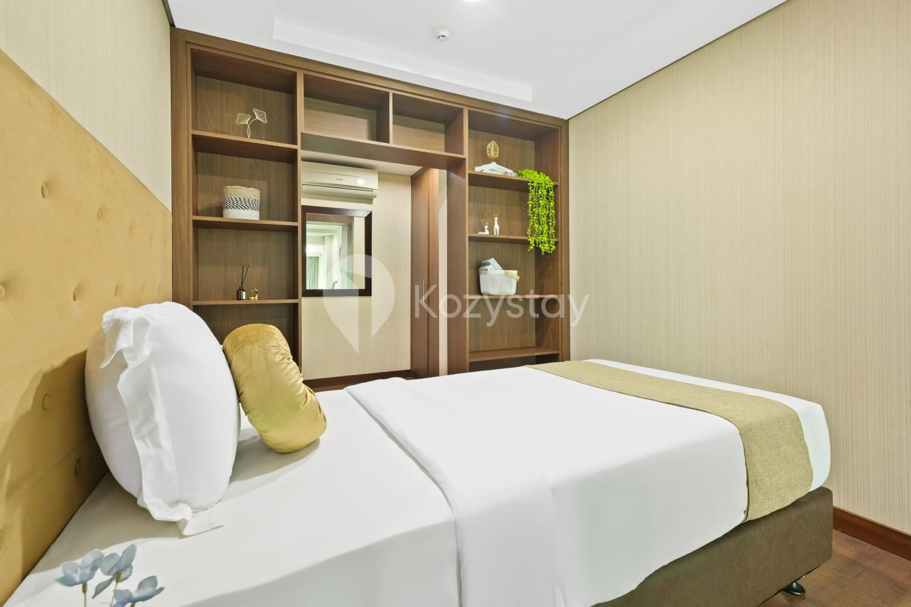 Bedroom in Callisto by Kozystay - Mega Kuningan