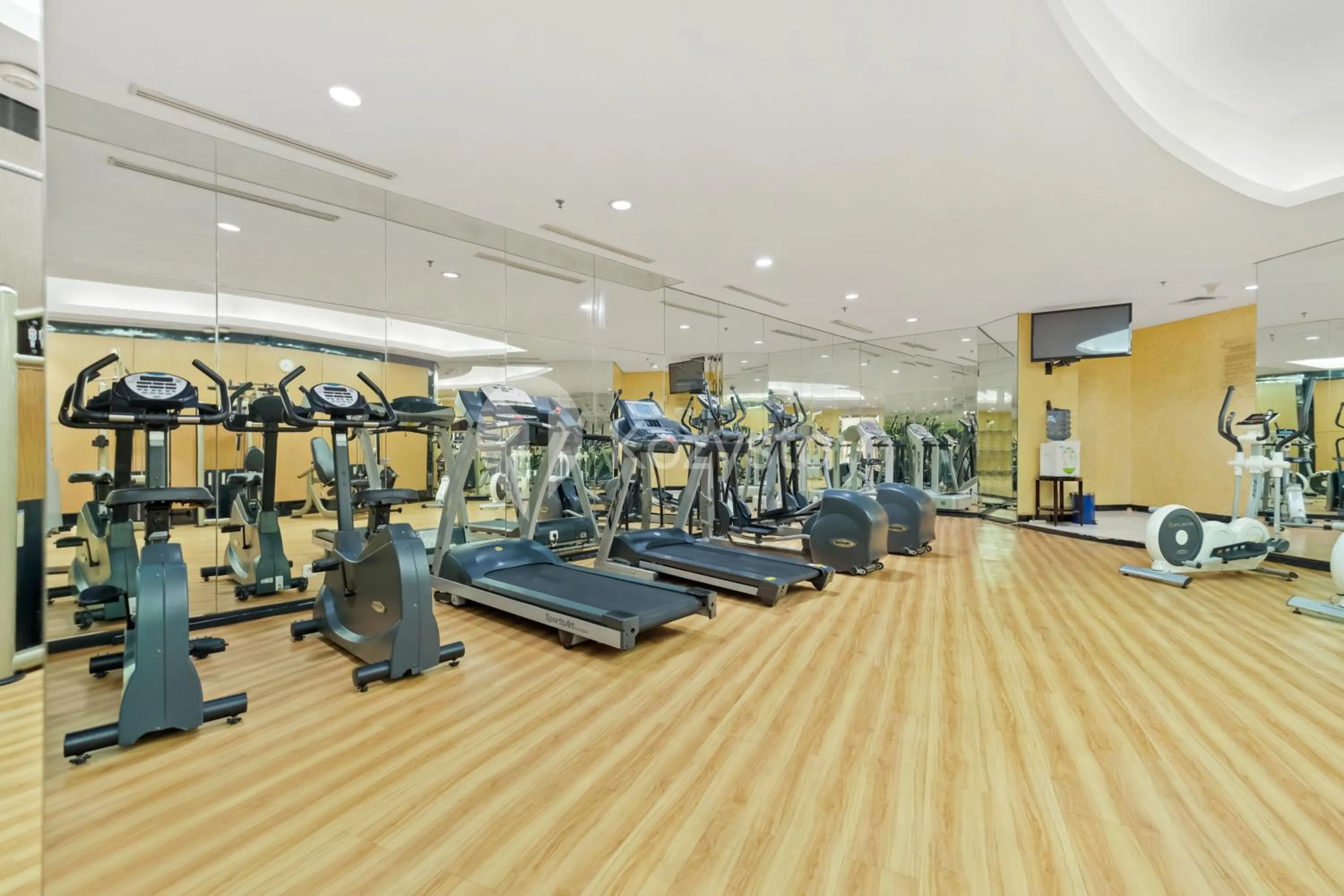 Fitness centre/facilities in Callisto by Kozystay - Mega Kuningan