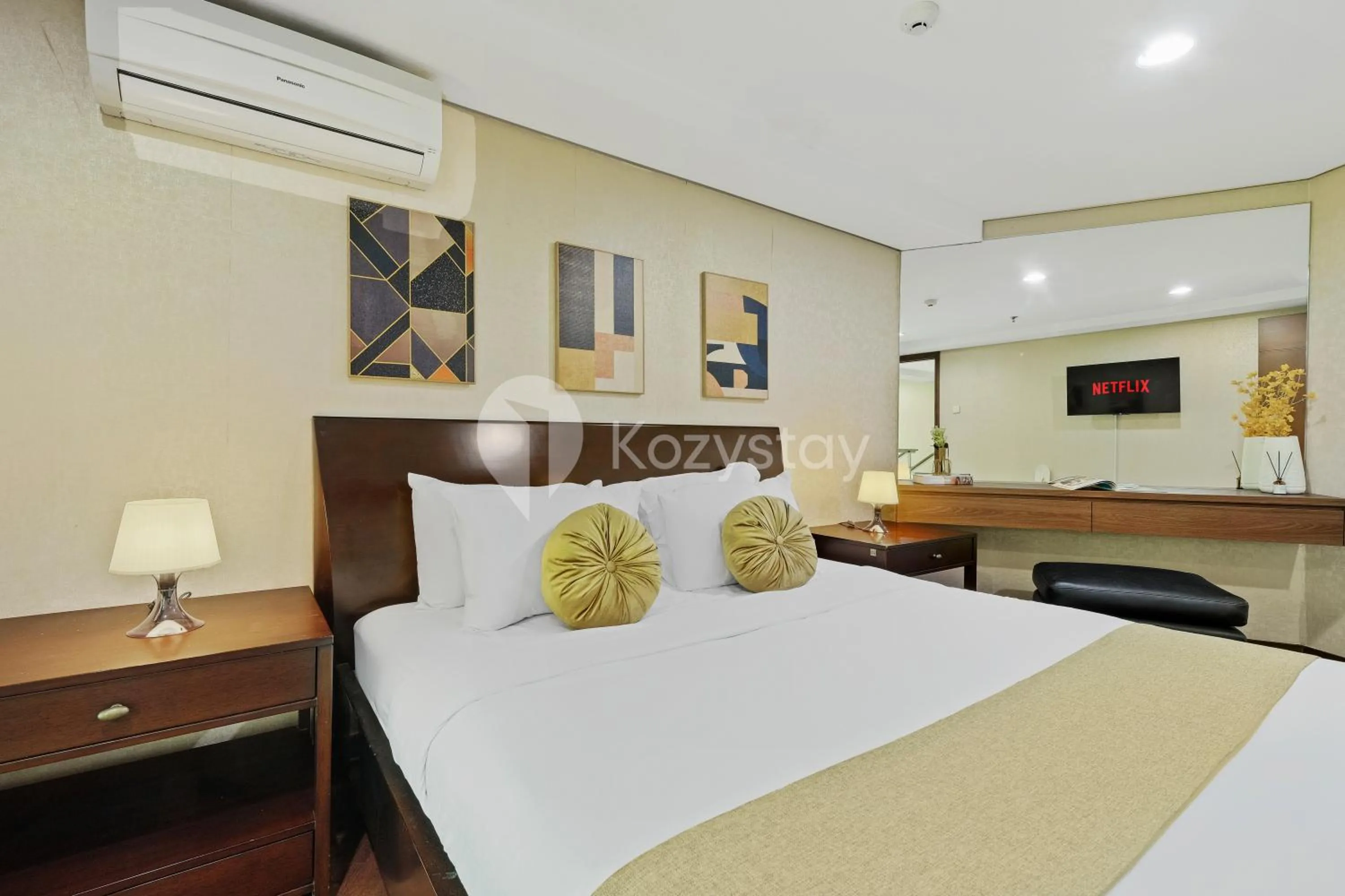 Bedroom in Callisto by Kozystay - Mega Kuningan