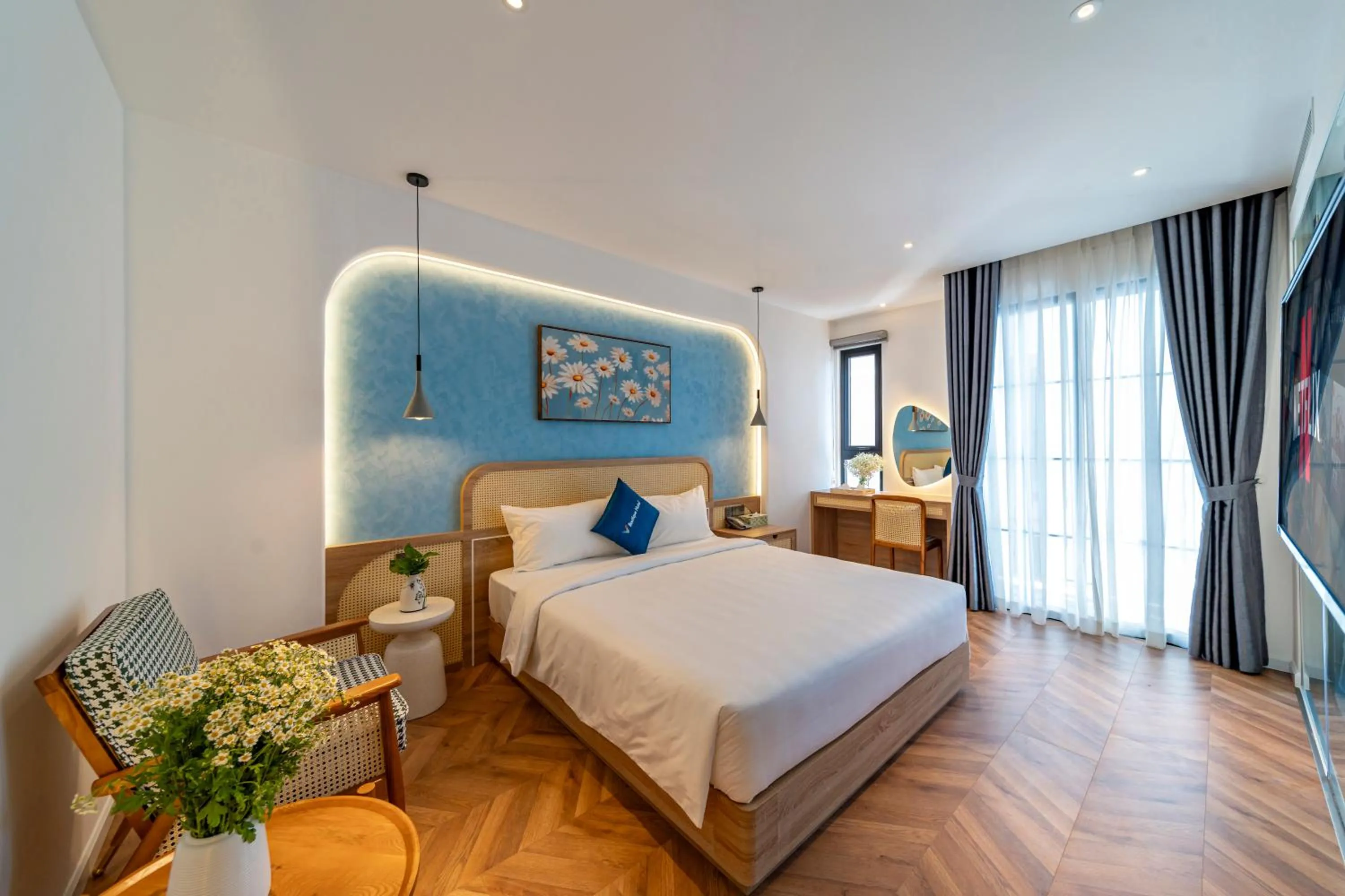 Bed in V Boutique Hotel - Complimentary refreshments