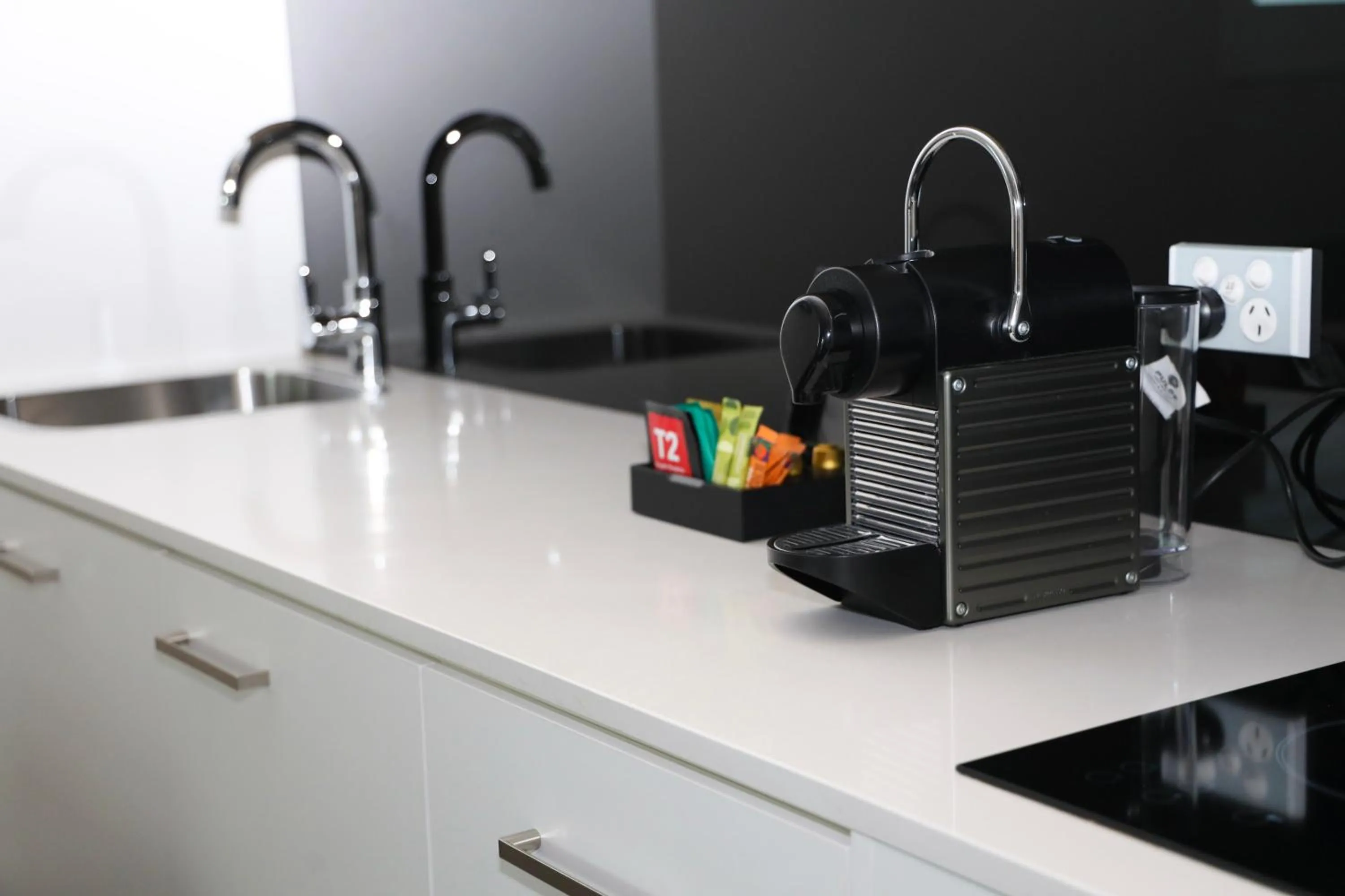 kitchen in Avenue Hotel Canberra