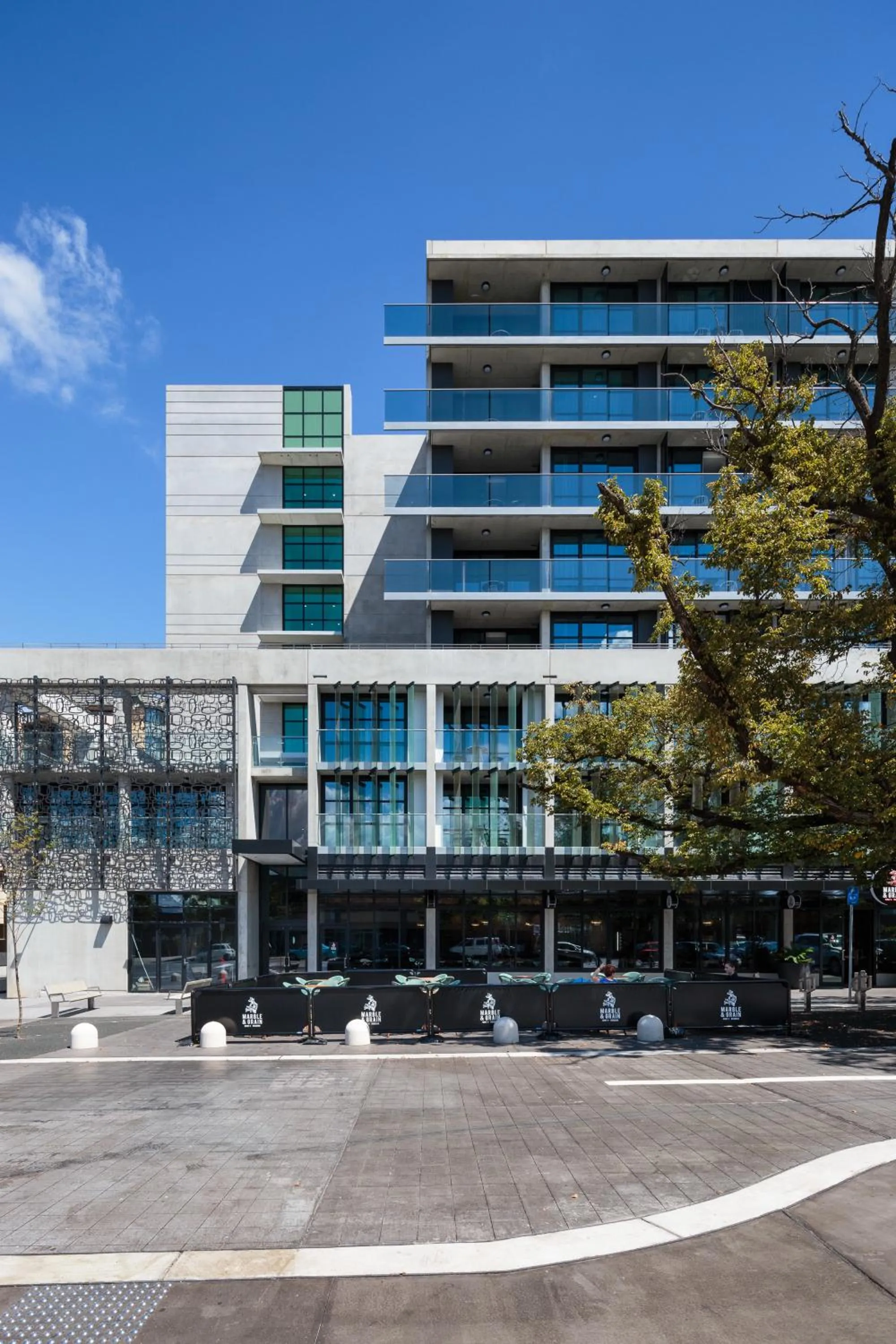 Property building in Avenue Hotel Canberra