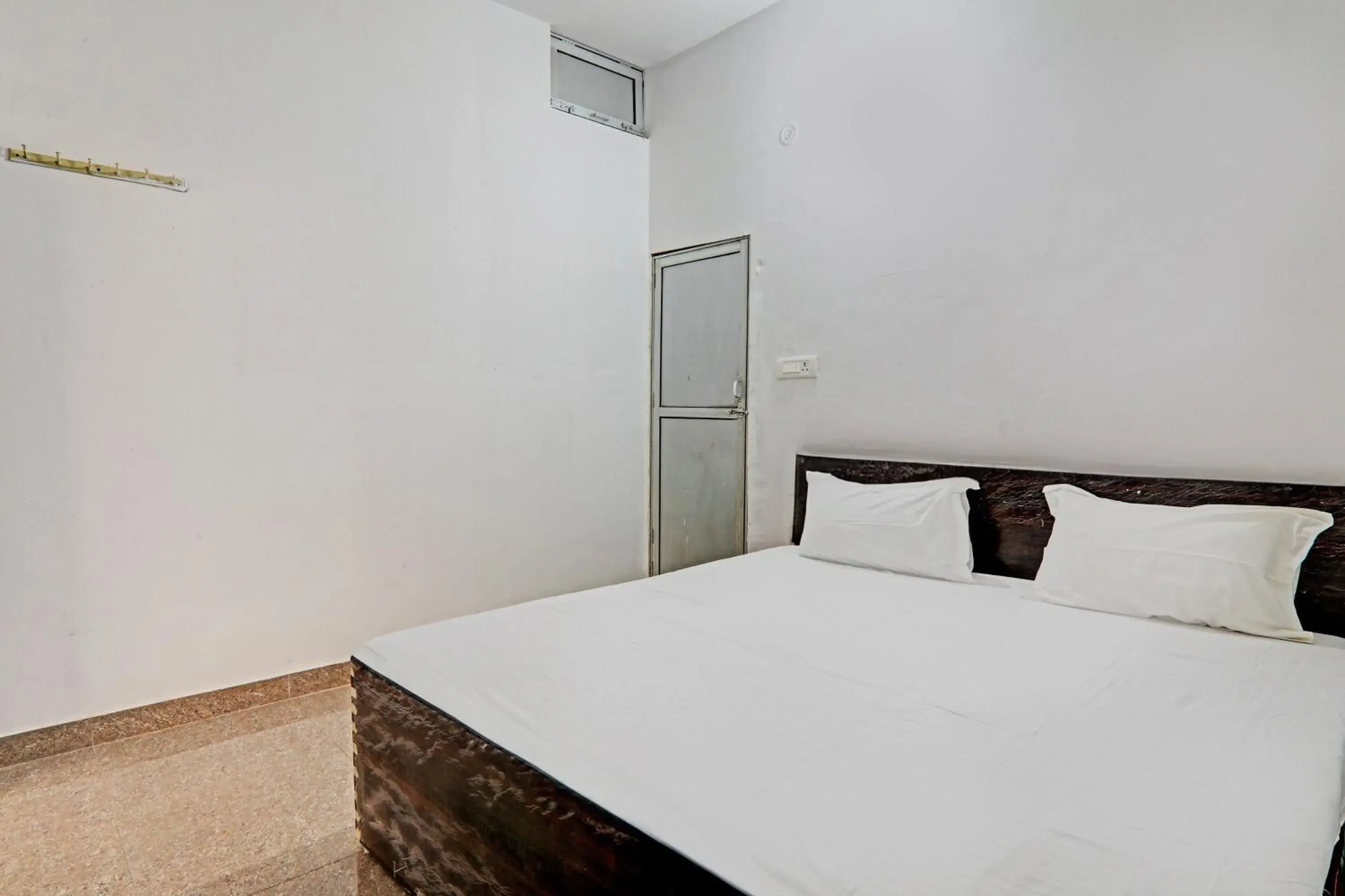 Bedroom, Bed in Hotel O Mahadevi Lawn Bedroom, Bed in Hotel O Mahadevi Lawn