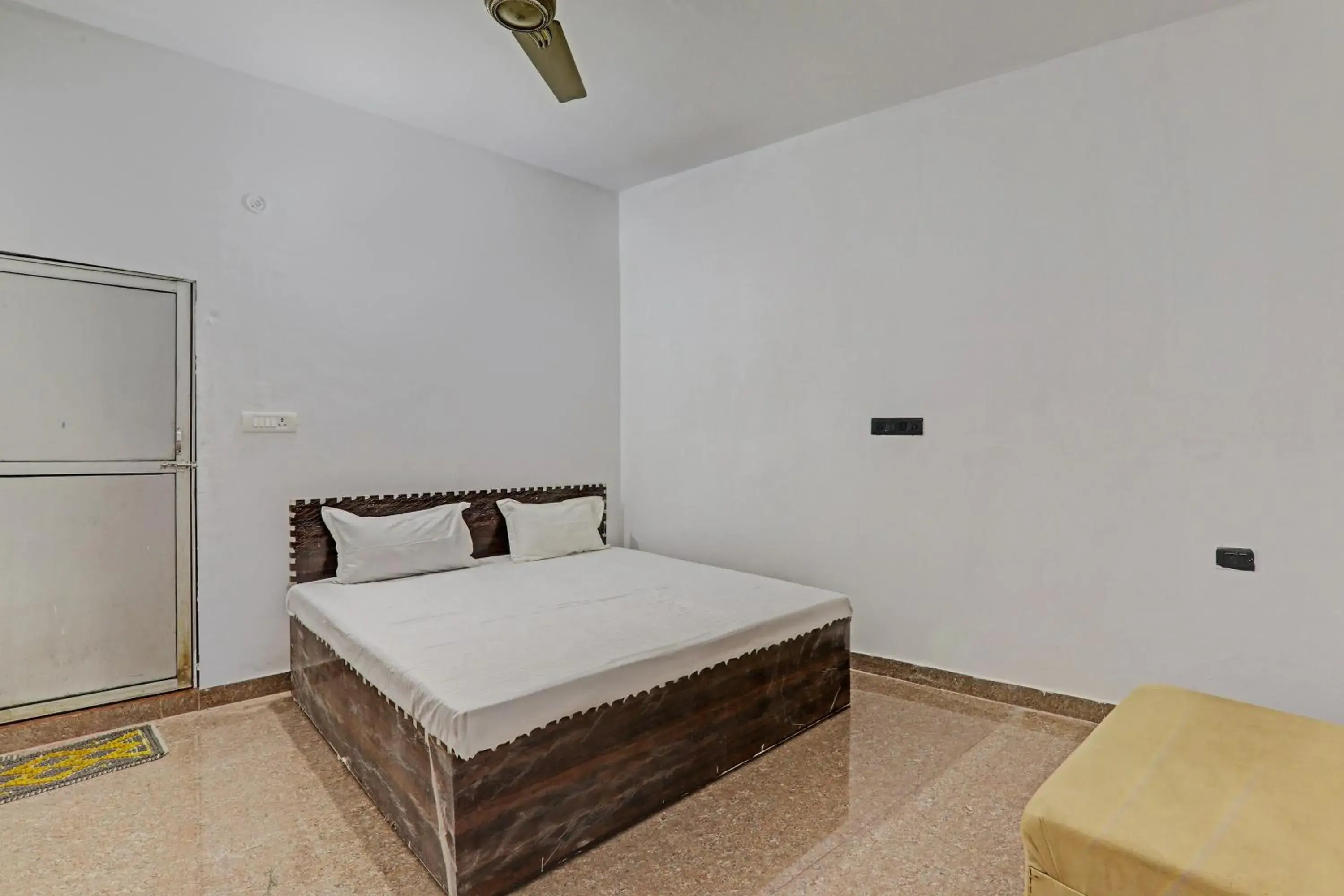 Bedroom, Bed in Hotel O Mahadevi Lawn Bedroom, Bed in Hotel O Mahadevi Lawn