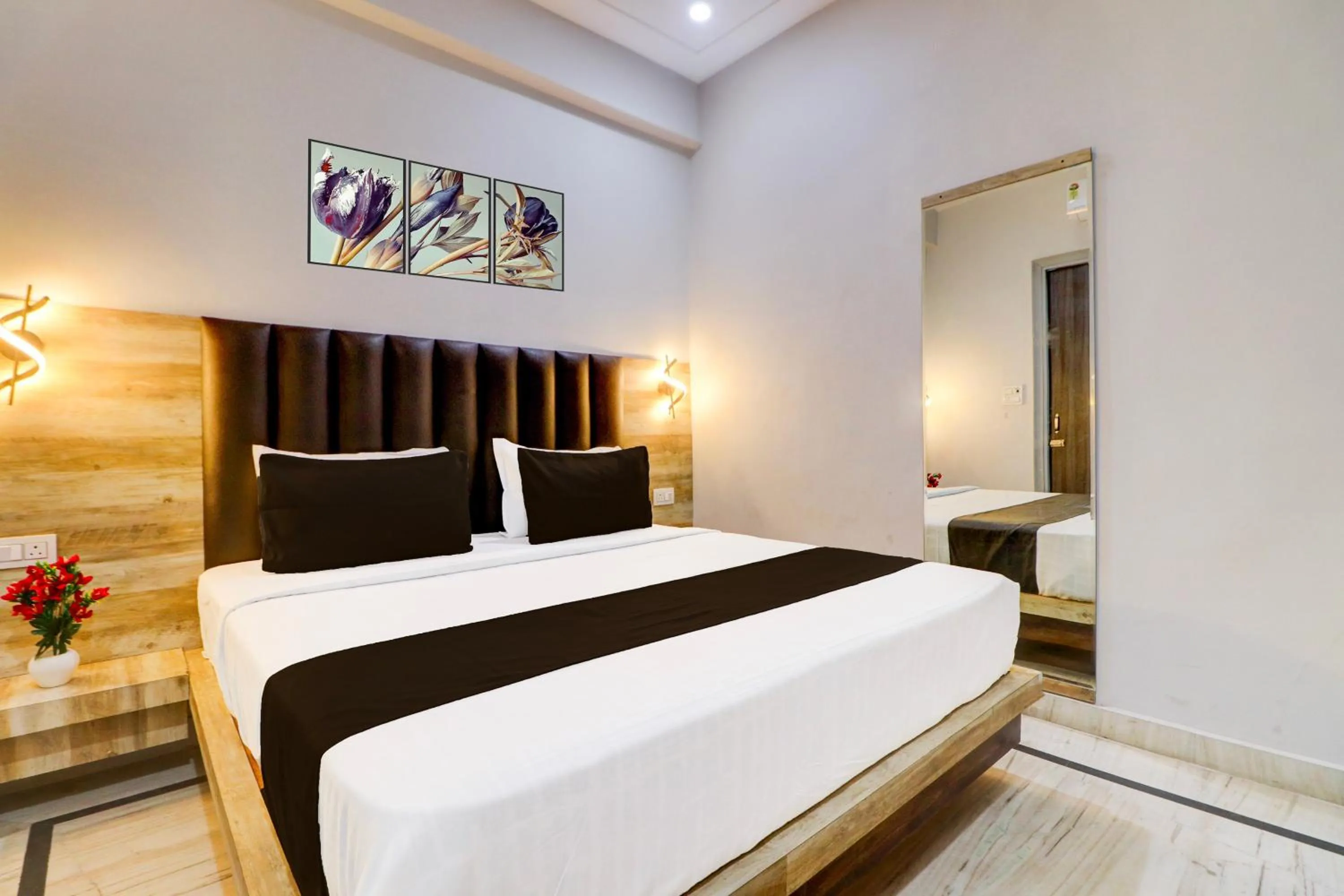 Bedroom, Bed in Super Hotel O Gold Inn