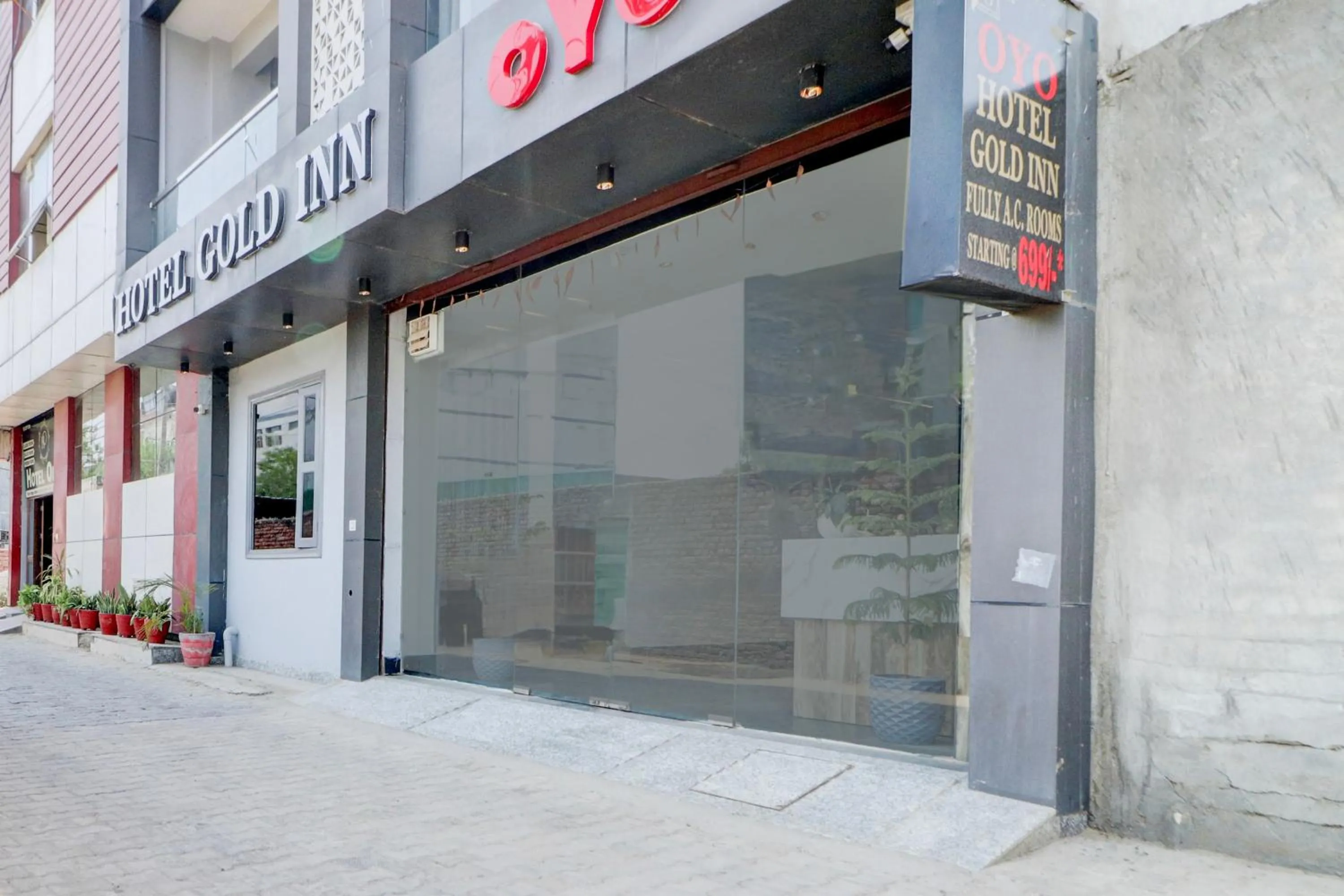 Facade/entrance in Super Hotel O Gold Inn