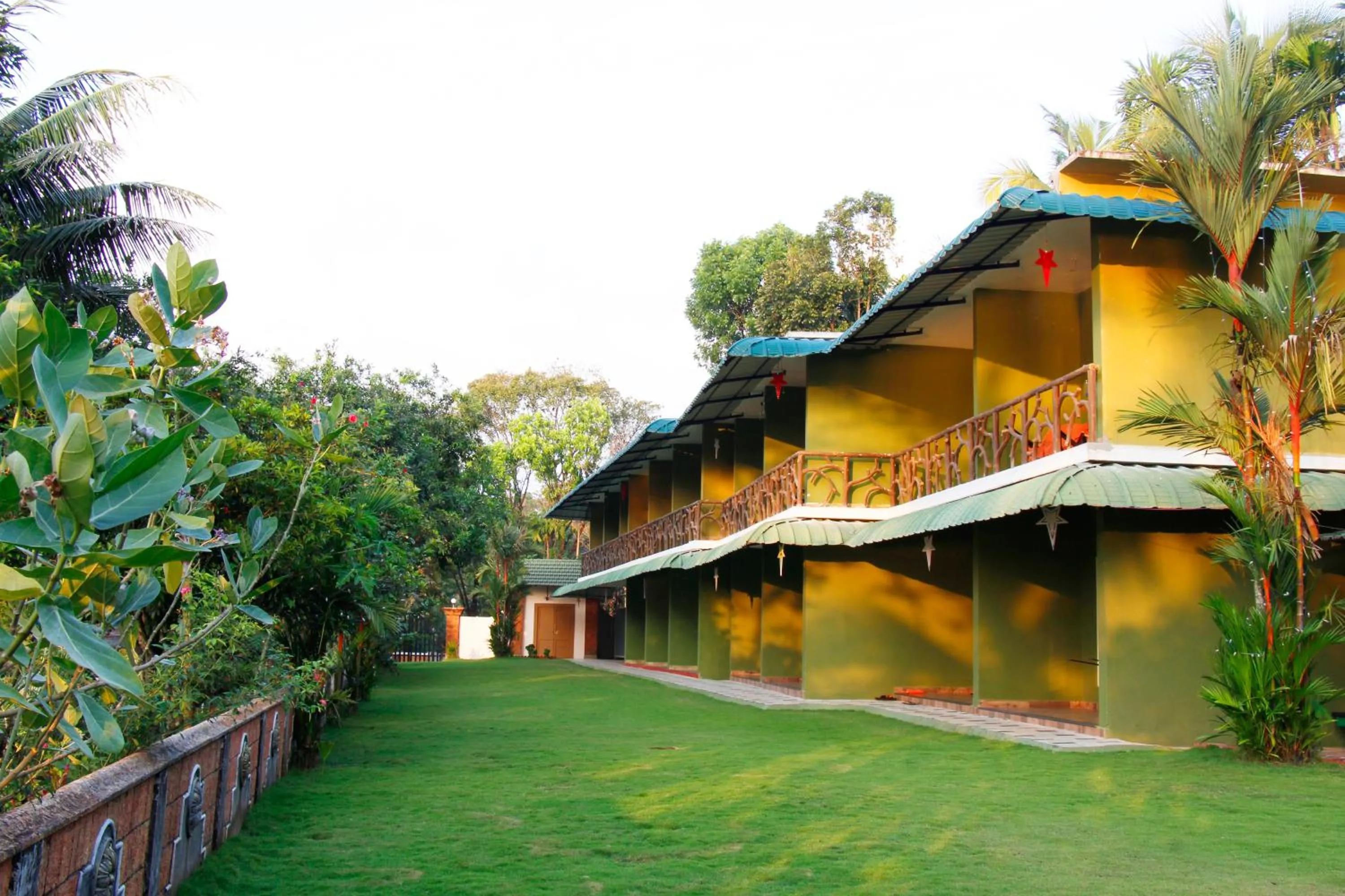 Garden in Elephant Pass Ayurveda & Yoga Retreat