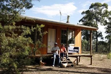 Facade/entrance in Lovedale Cottages Hunter Valley