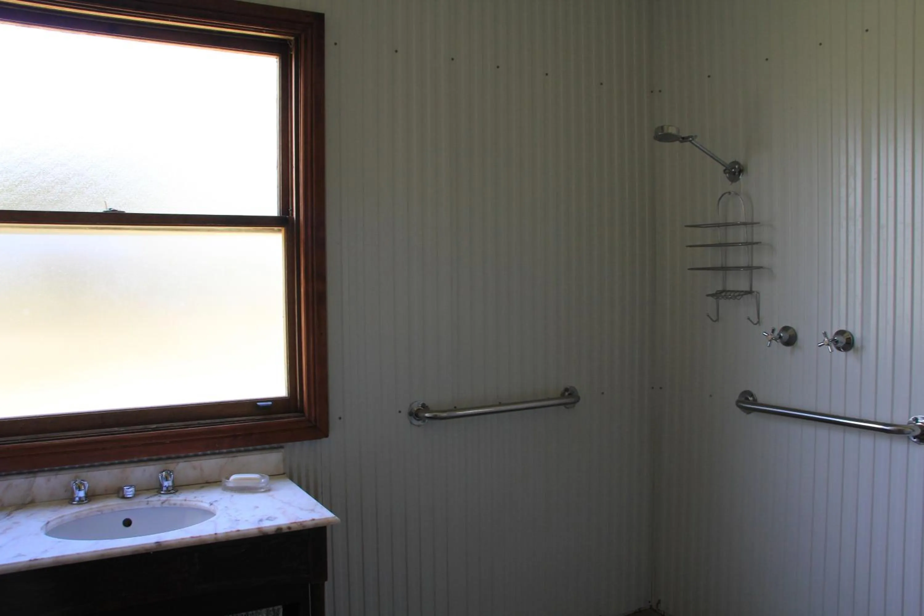 Bathroom in Lovedale Cottages Hunter Valley
