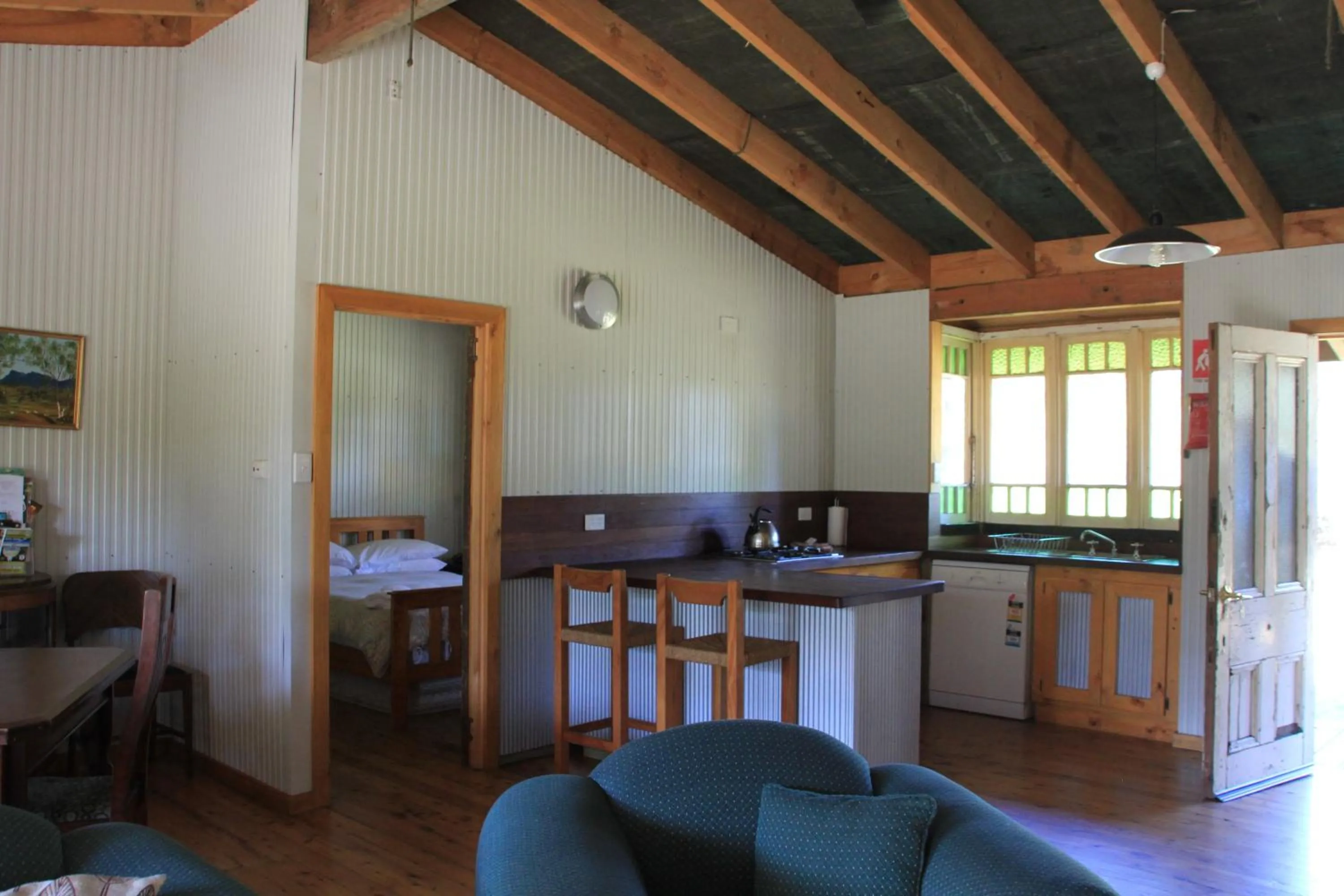 Kitchen or kitchenette in Lovedale Cottages Hunter Valley