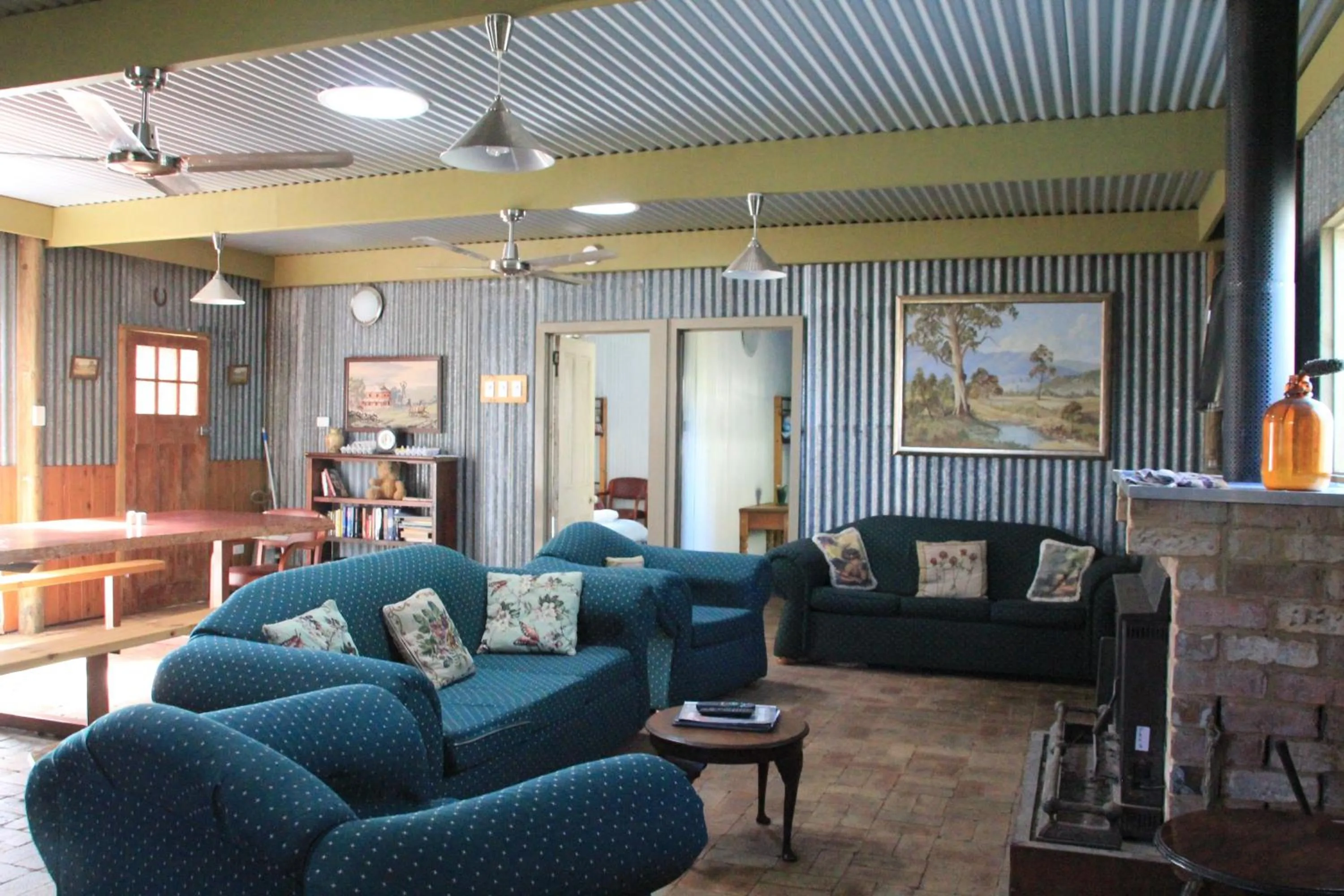Living room in Lovedale Cottages Hunter Valley