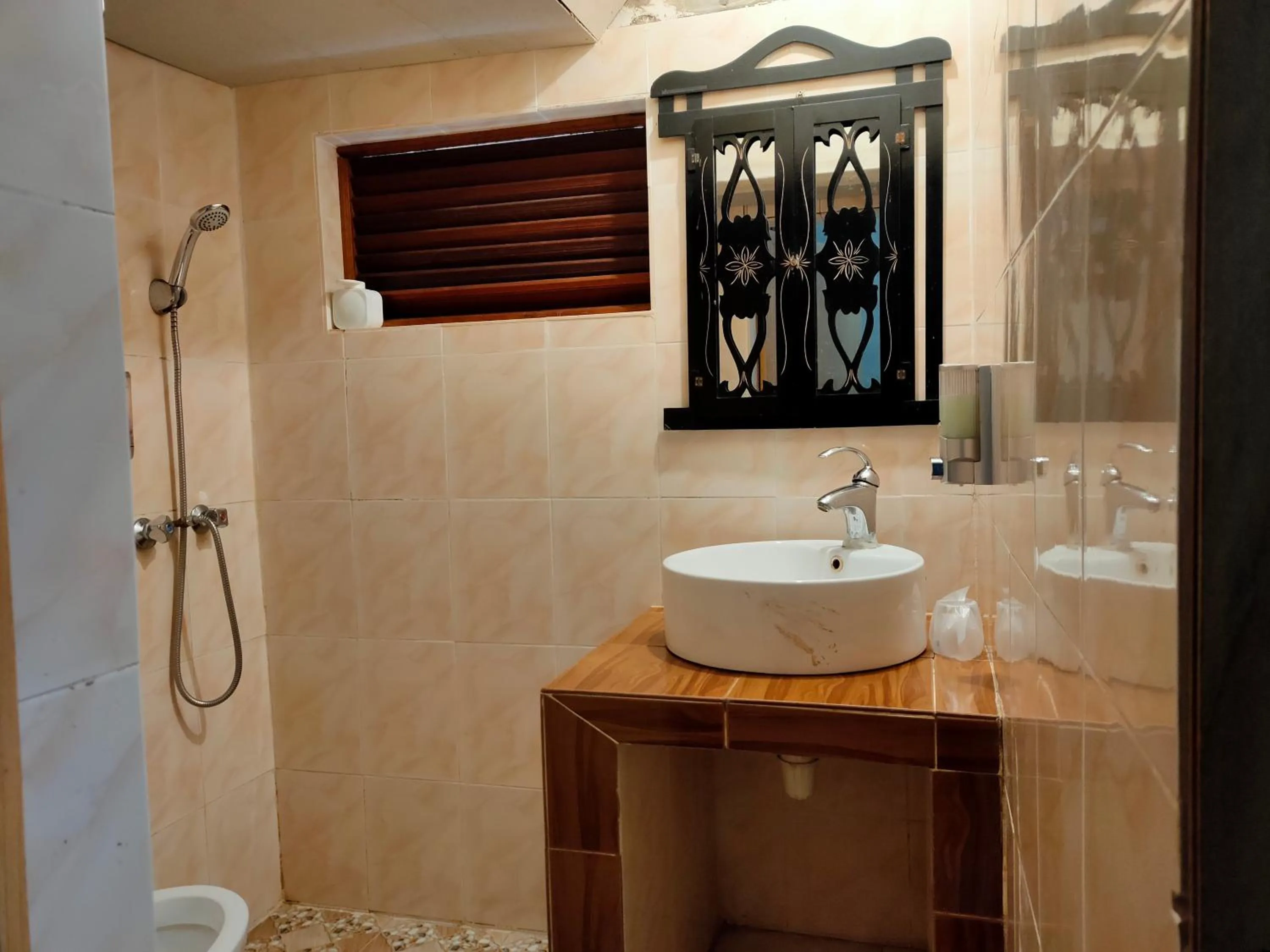 Bathroom in KEMBARA RESORT