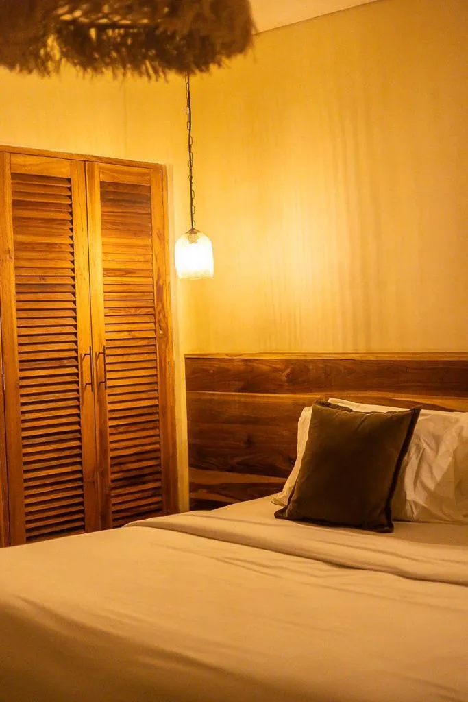 Bed in Lulu's Villas