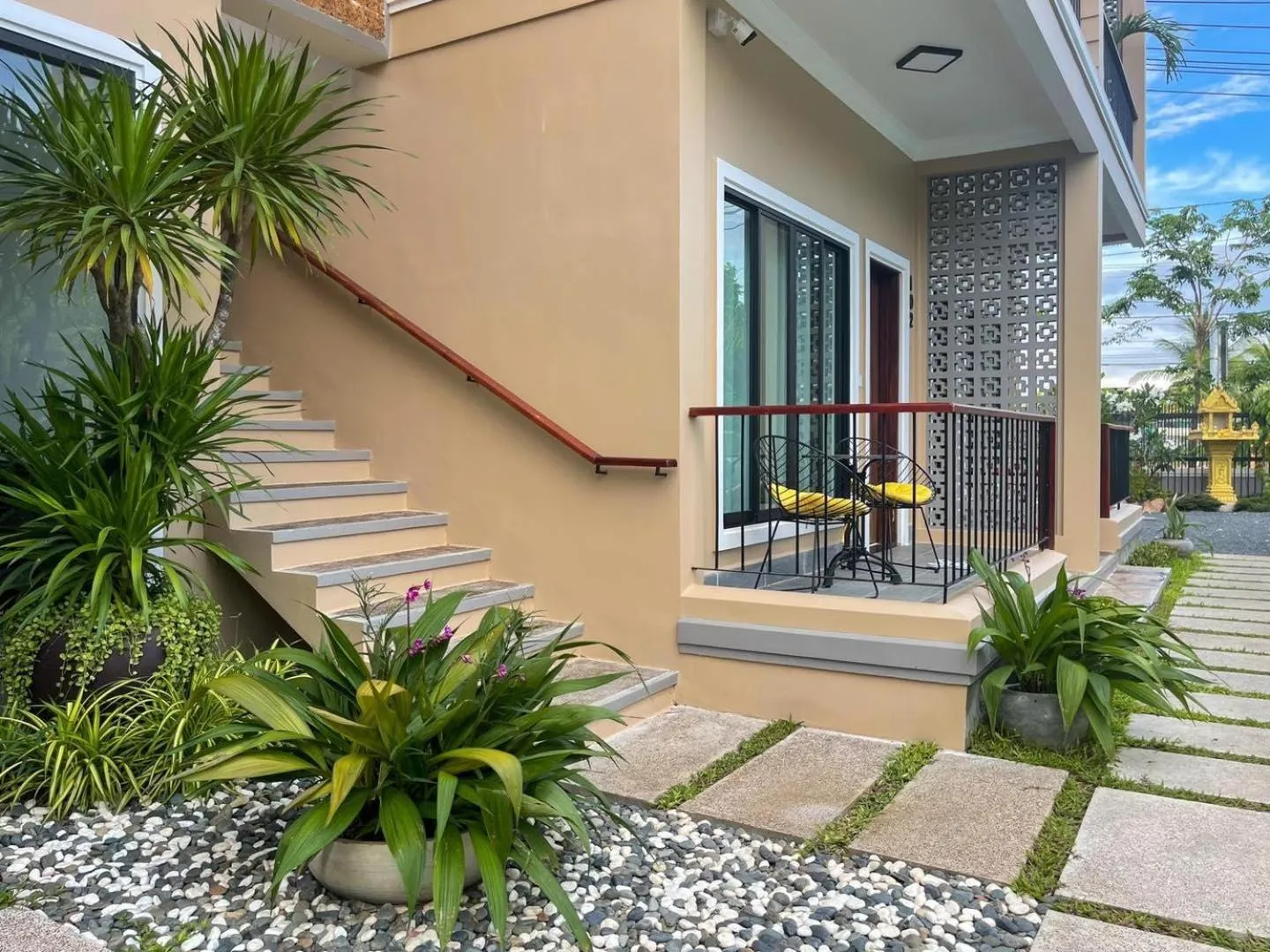 Property building in Angkearboss Villa