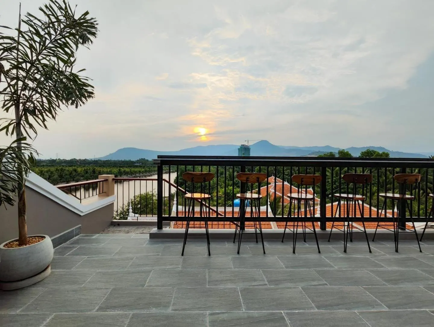 Patio in Angkearboss Villa