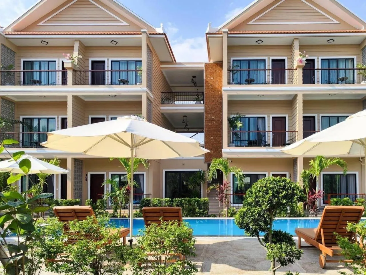 Property building in Angkearboss Villa