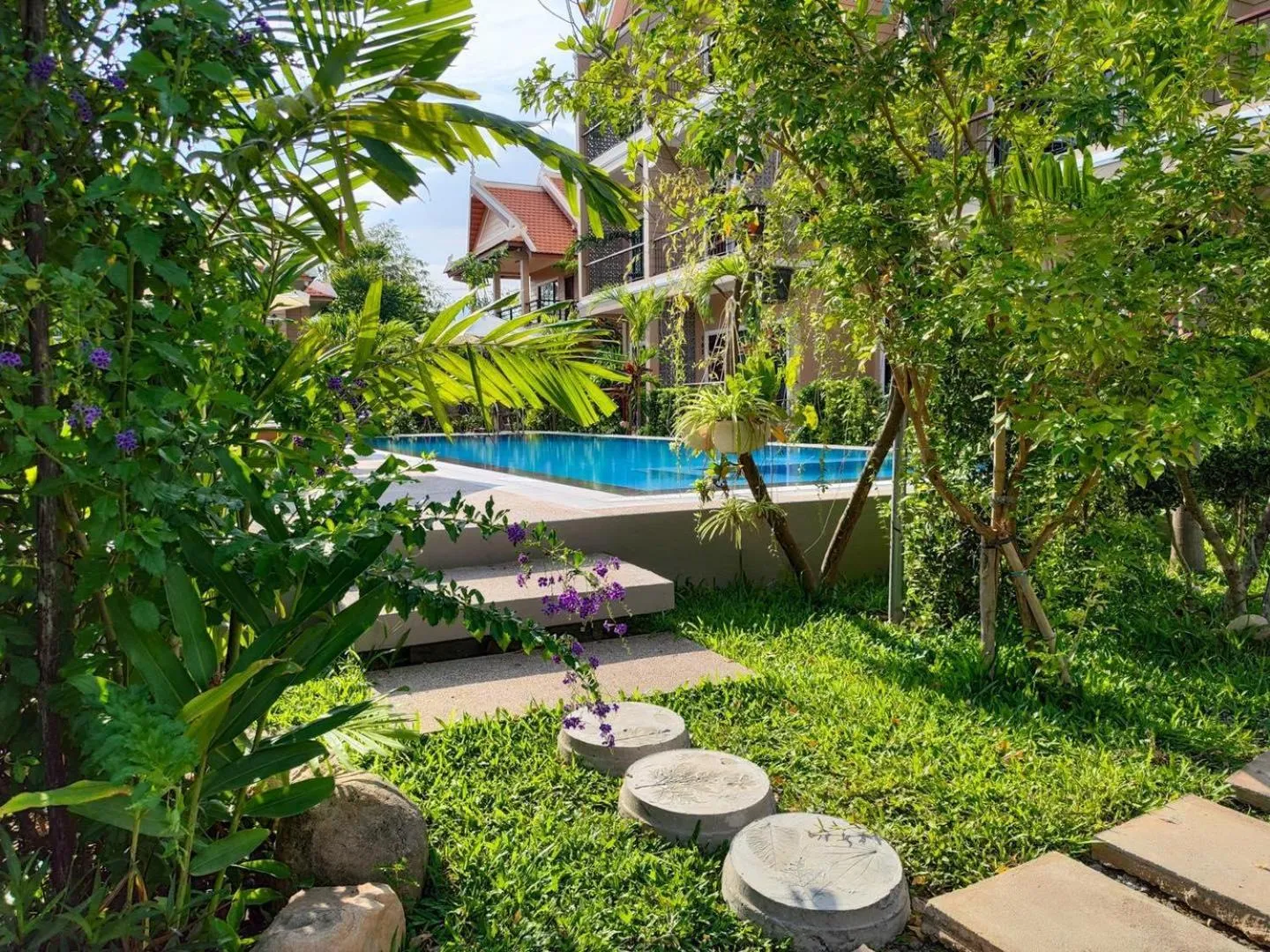 Swimming pool in Angkearboss Villa