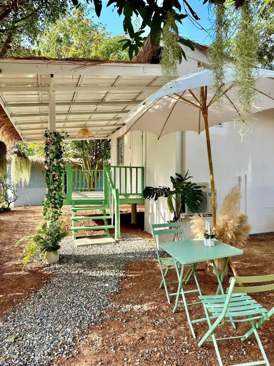 Property building in Peang Tara Cafe & Resort