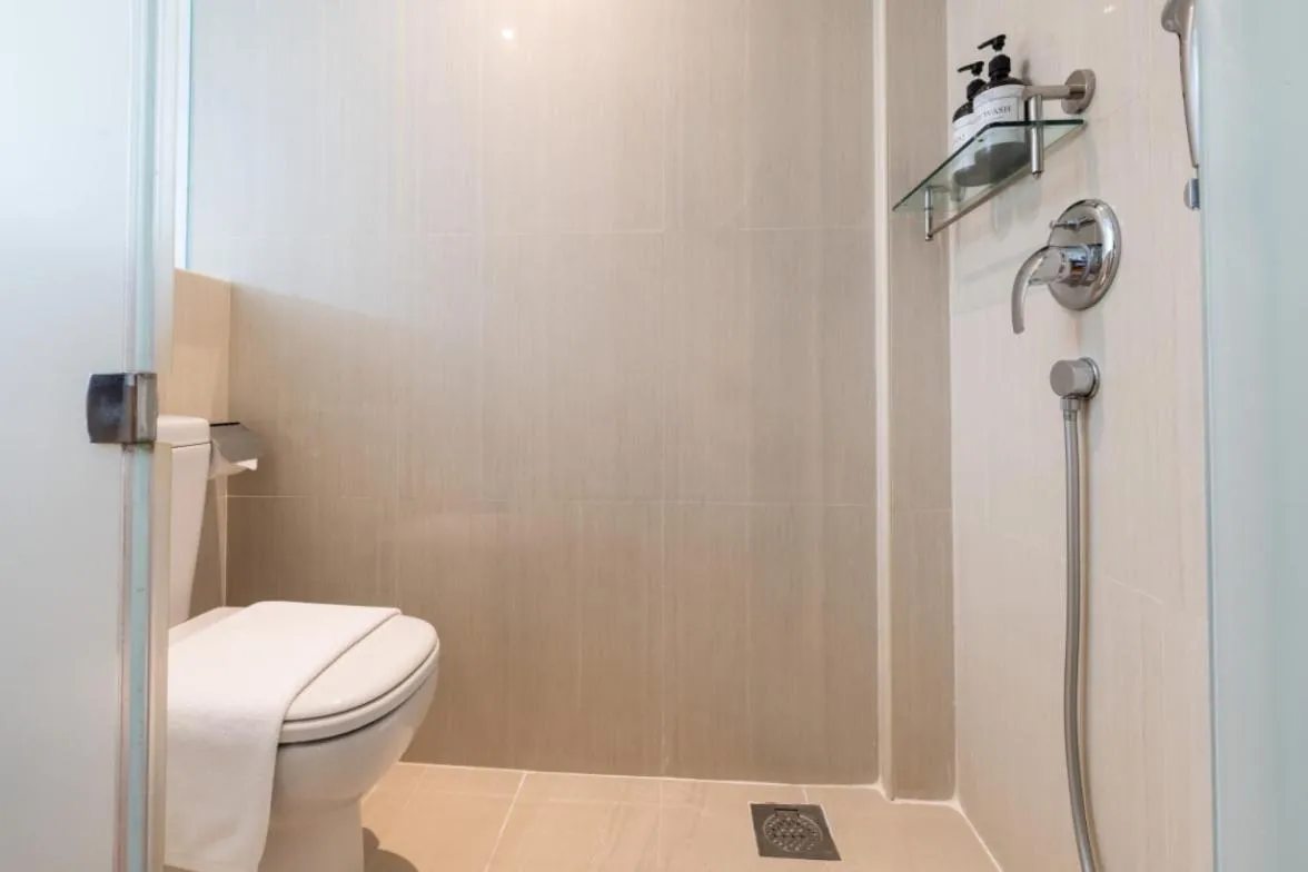 Heritage Collection on Boat Quay - South Bridge Wing - Mobile App Check-In