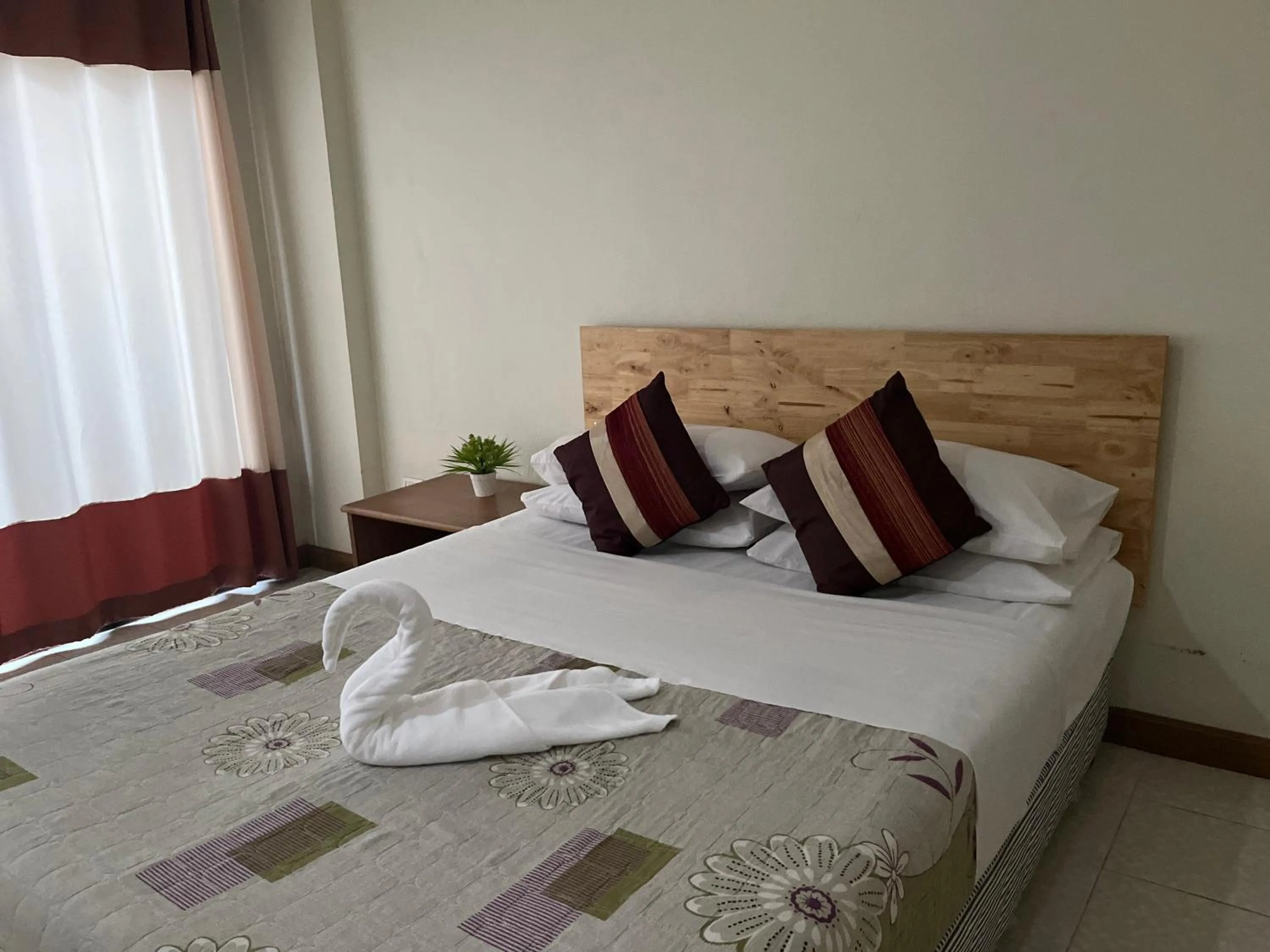 Bedroom, Bed in Chat Residence Hotel