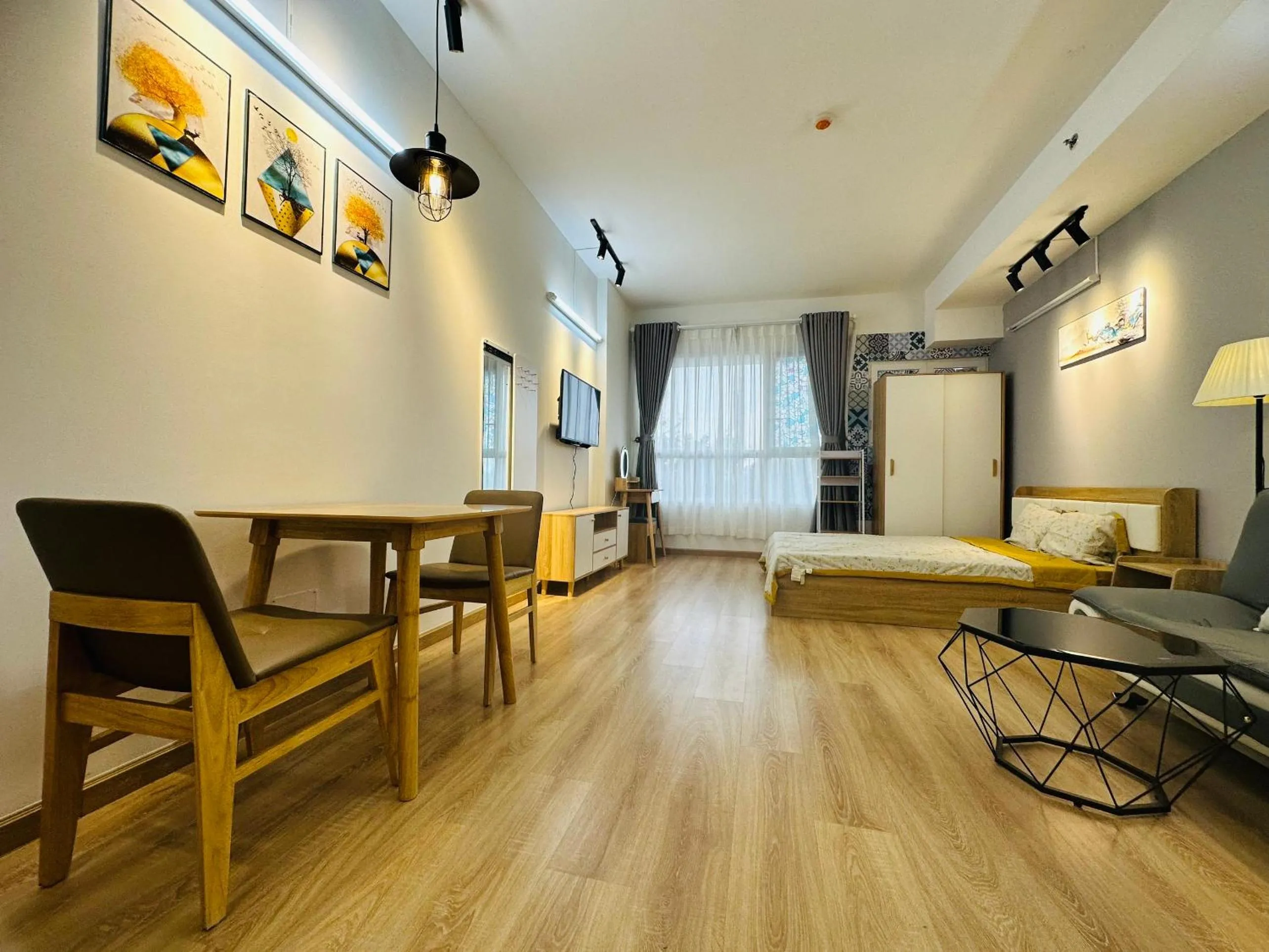 Bed in CHARMINGTON LA POINTE - LUXURY APARTMENT DISTRICT 10