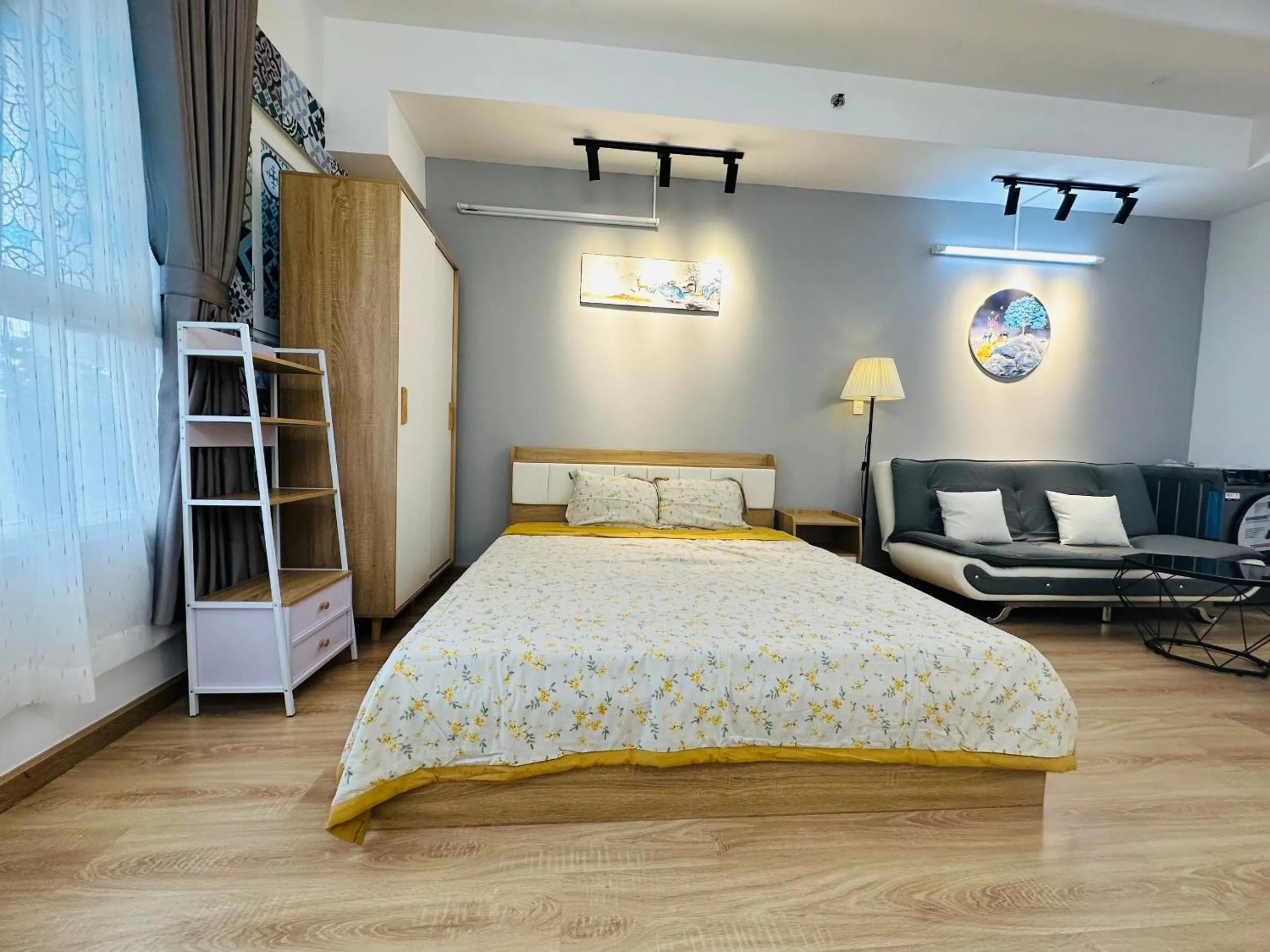 Bed in CHARMINGTON LA POINTE - LUXURY APARTMENT DISTRICT 10