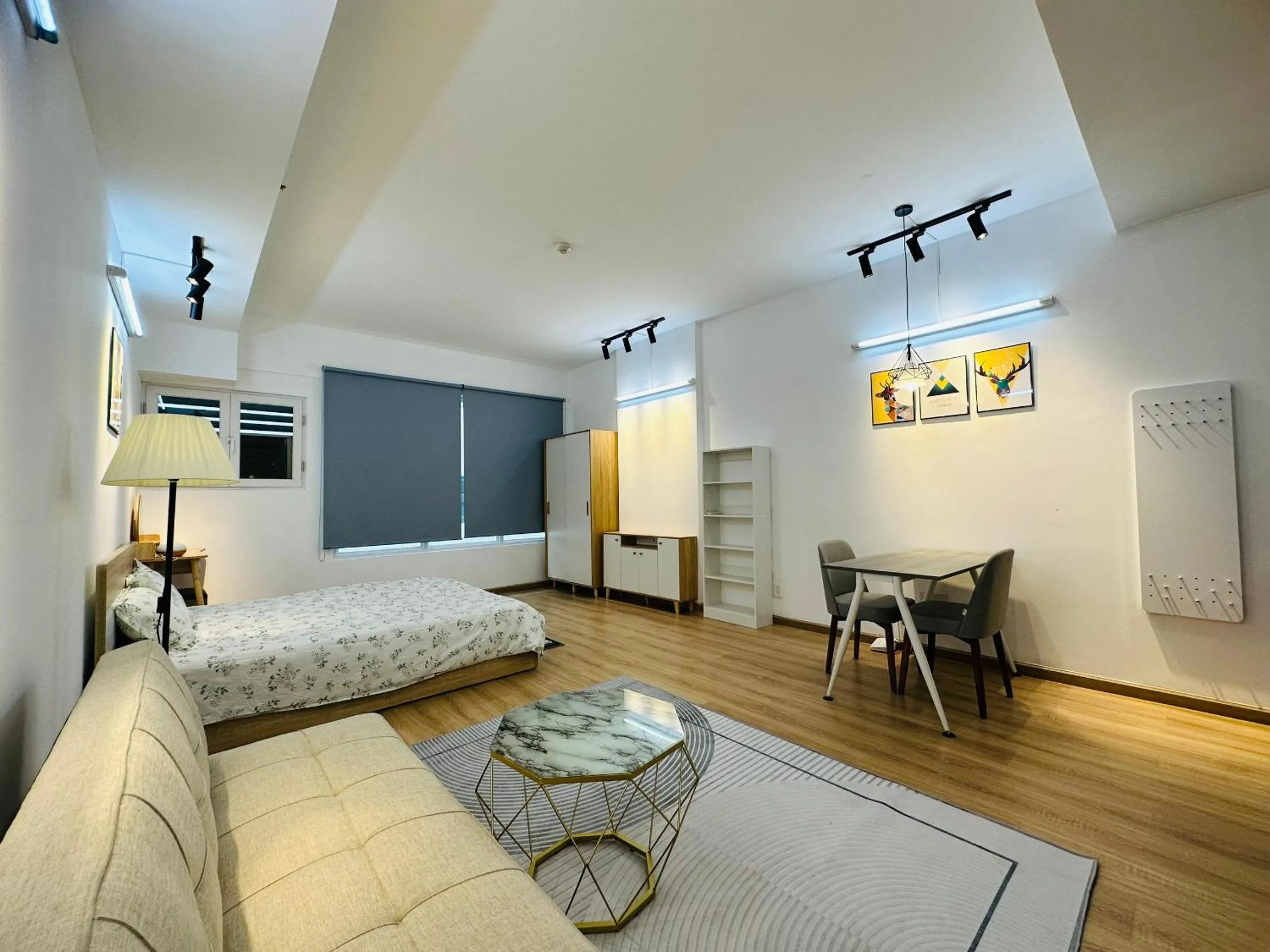 Bed in CHARMINGTON LA POINTE - LUXURY APARTMENT DISTRICT 10