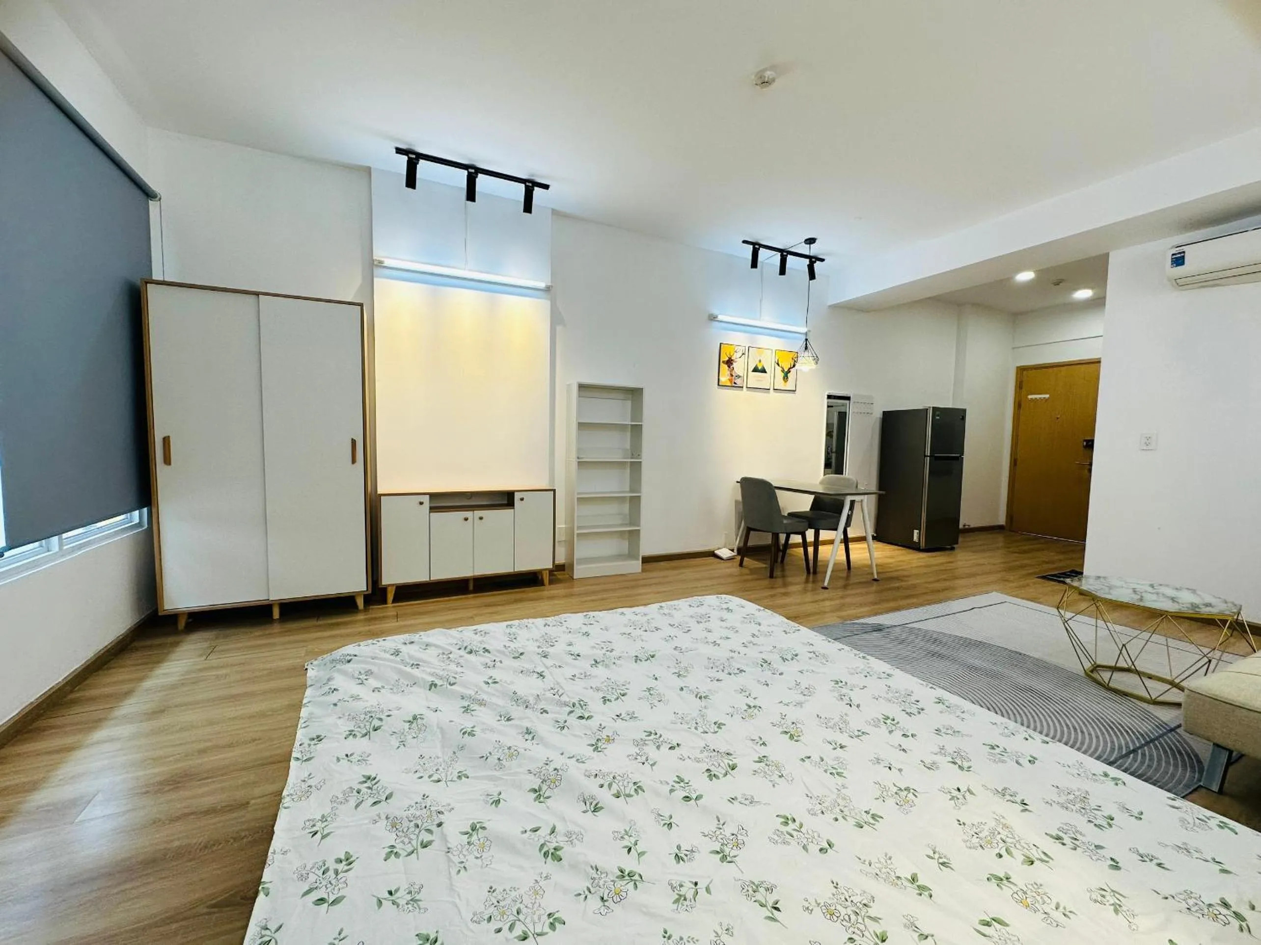 Bed in CHARMINGTON LA POINTE - LUXURY APARTMENT DISTRICT 10