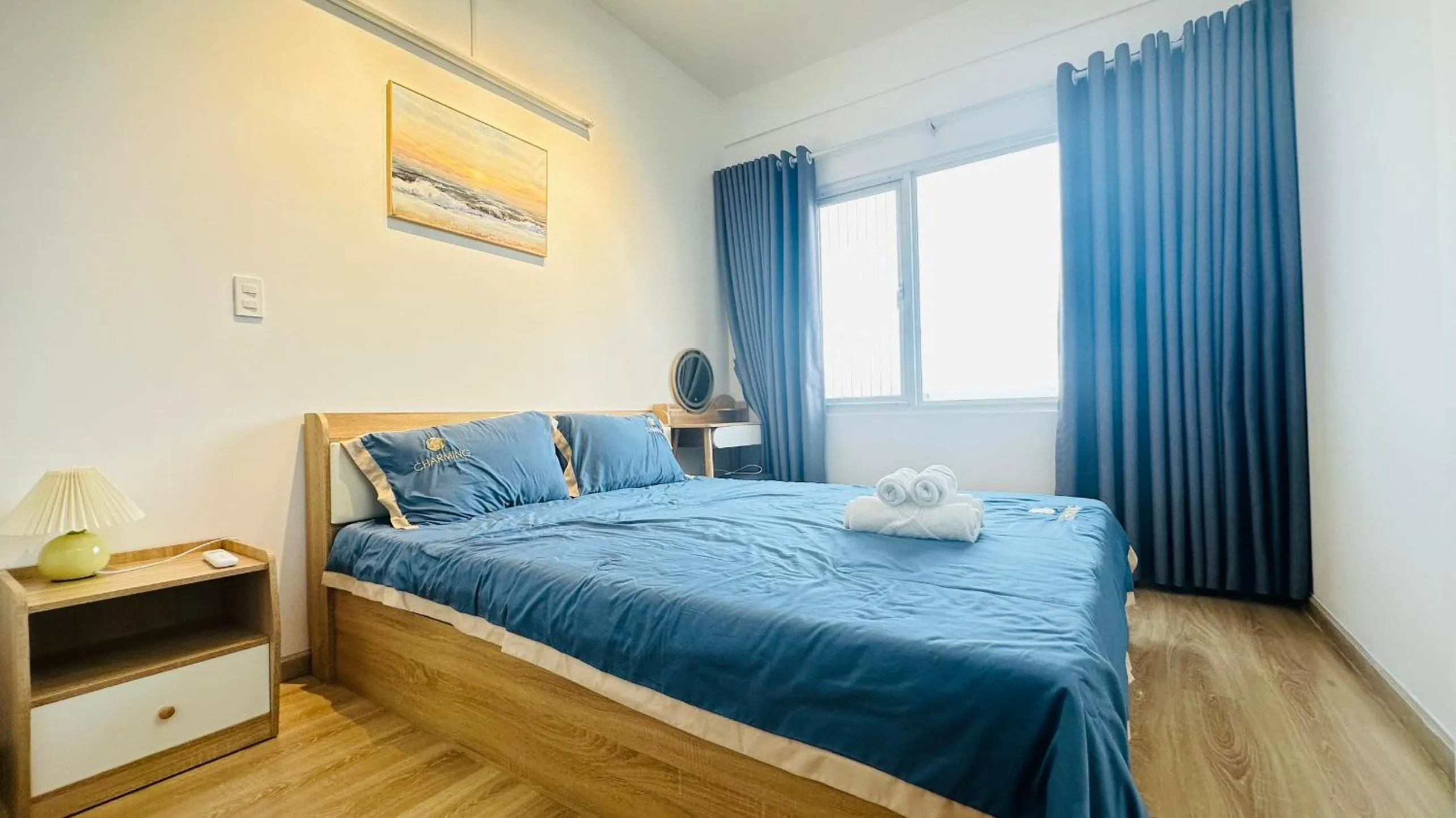 Bed in CHARMINGTON LA POINTE - LUXURY APARTMENT DISTRICT 10