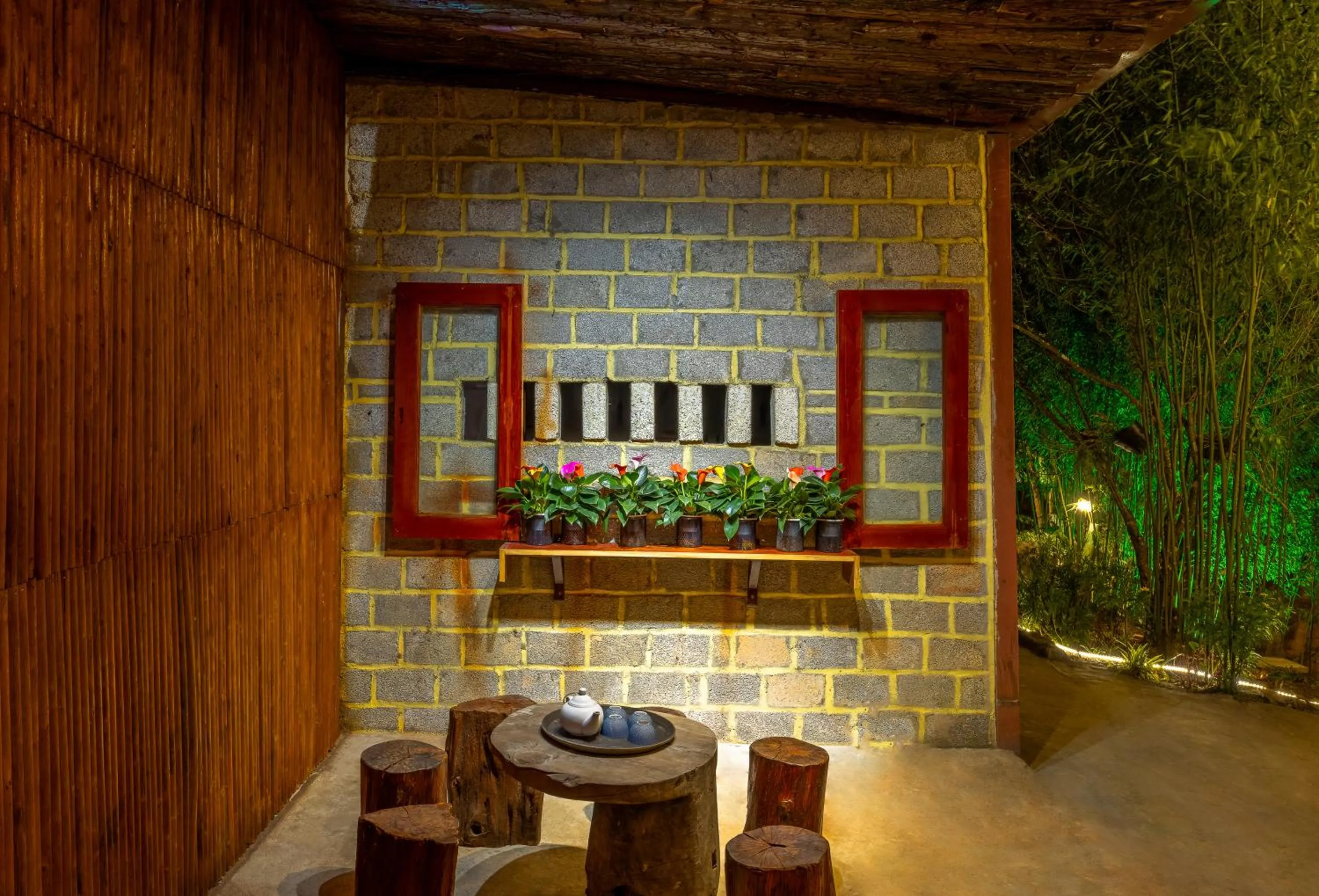 Patio in Sapaxa Spring Garden Ecolodge