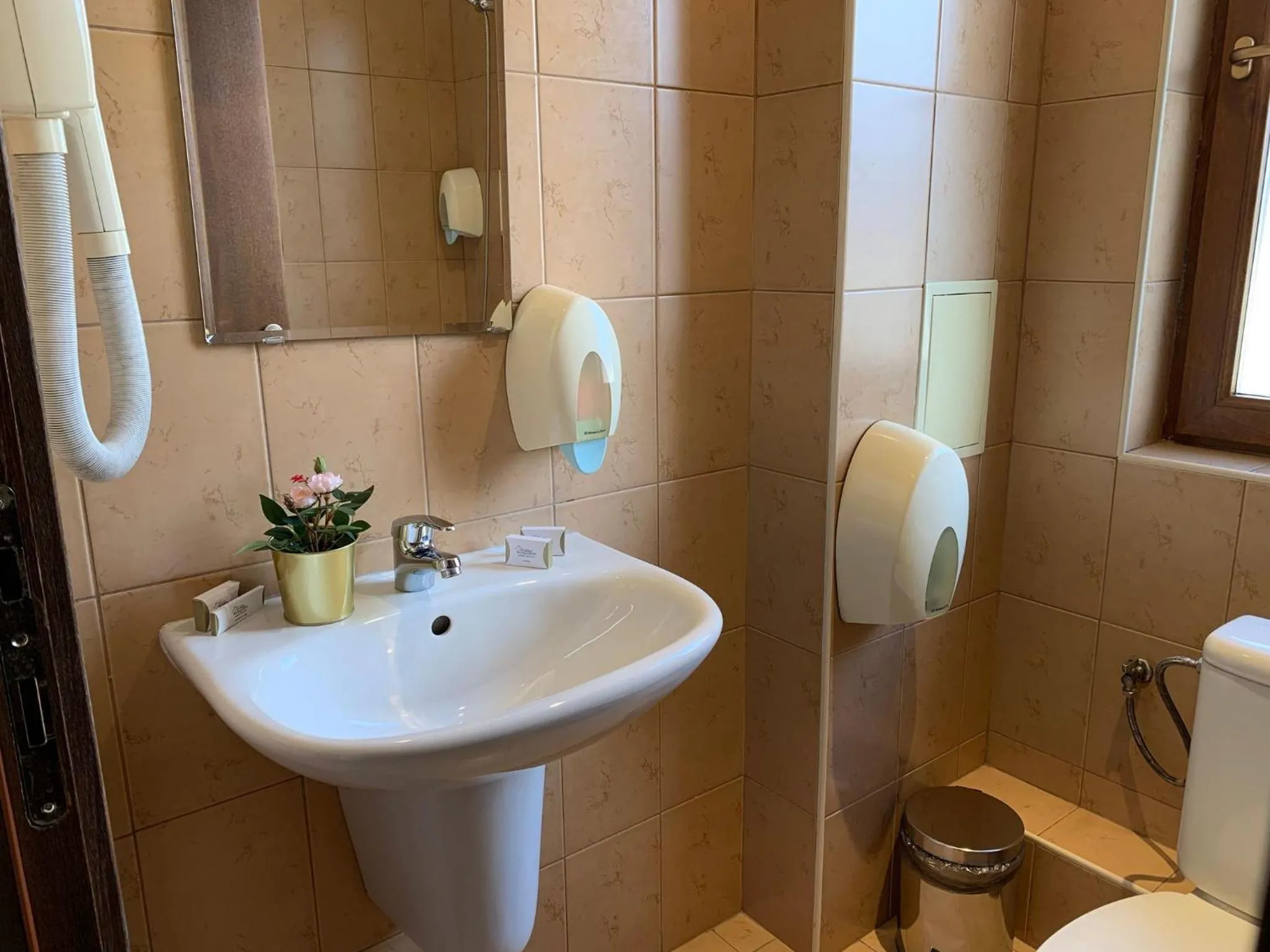Bathroom in Banderitsa Apartment 3