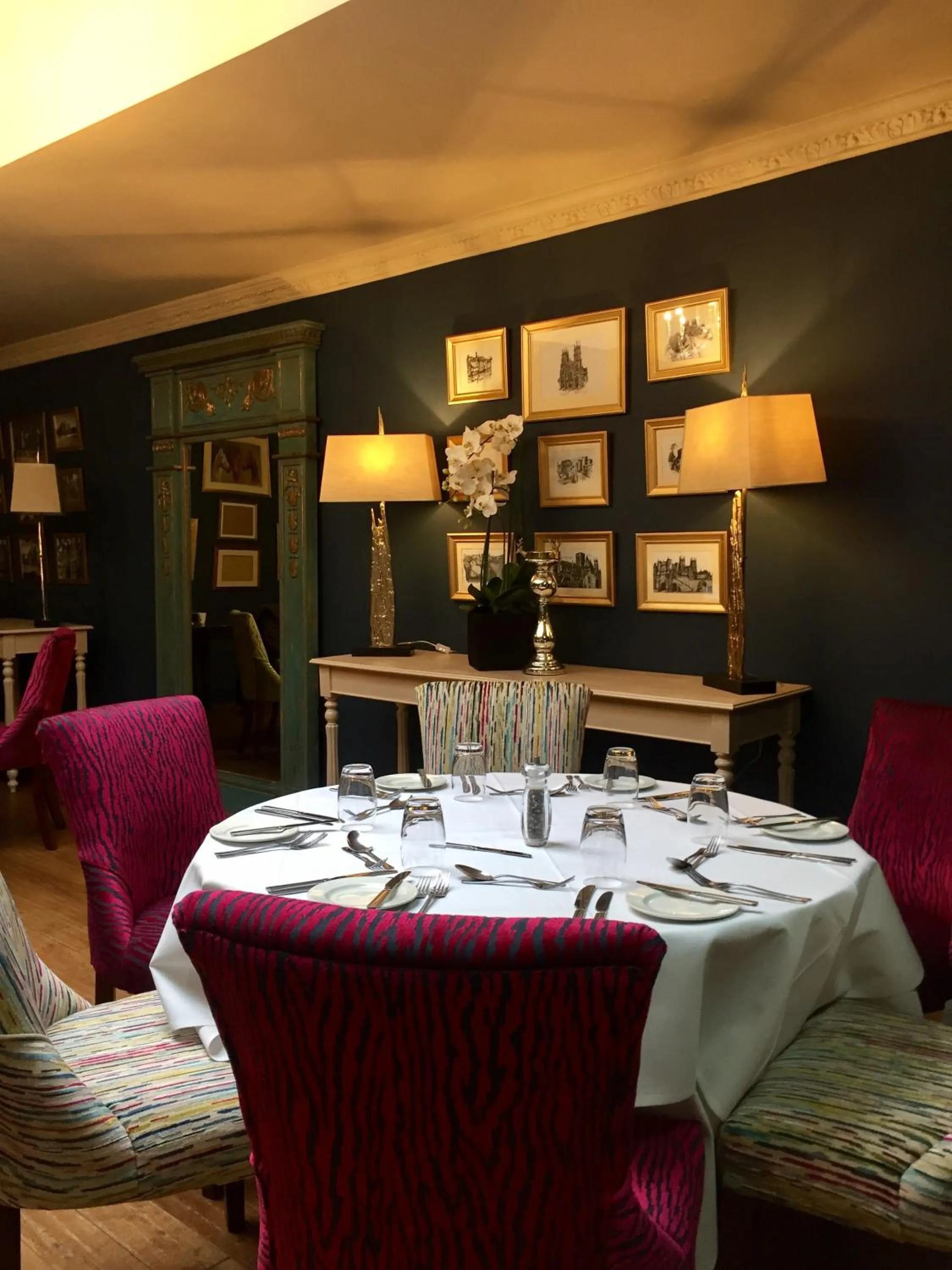 Restaurant/places to eat in The Parsonage Hotel & Spa